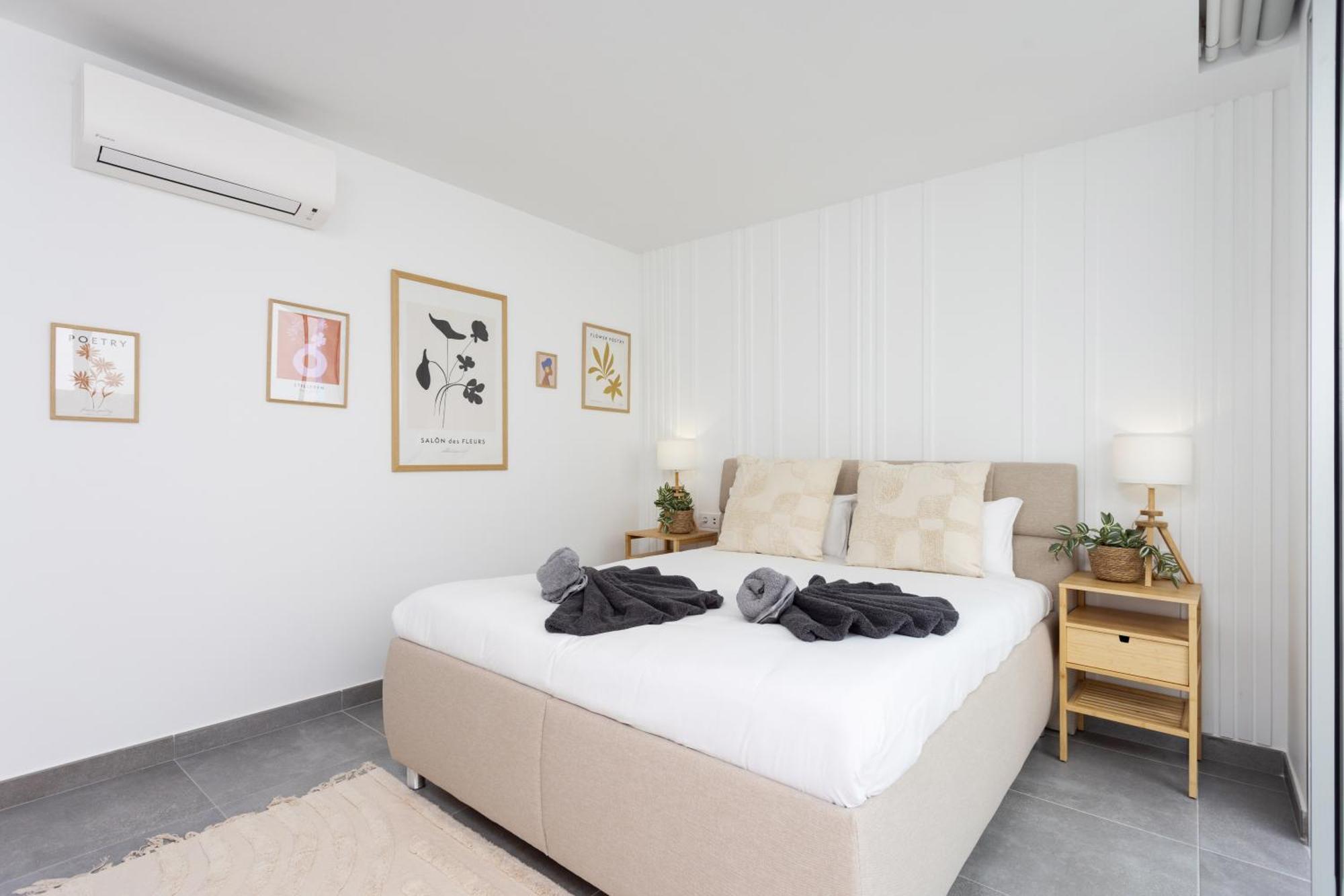 Sybaris 09 By Smart Villa *