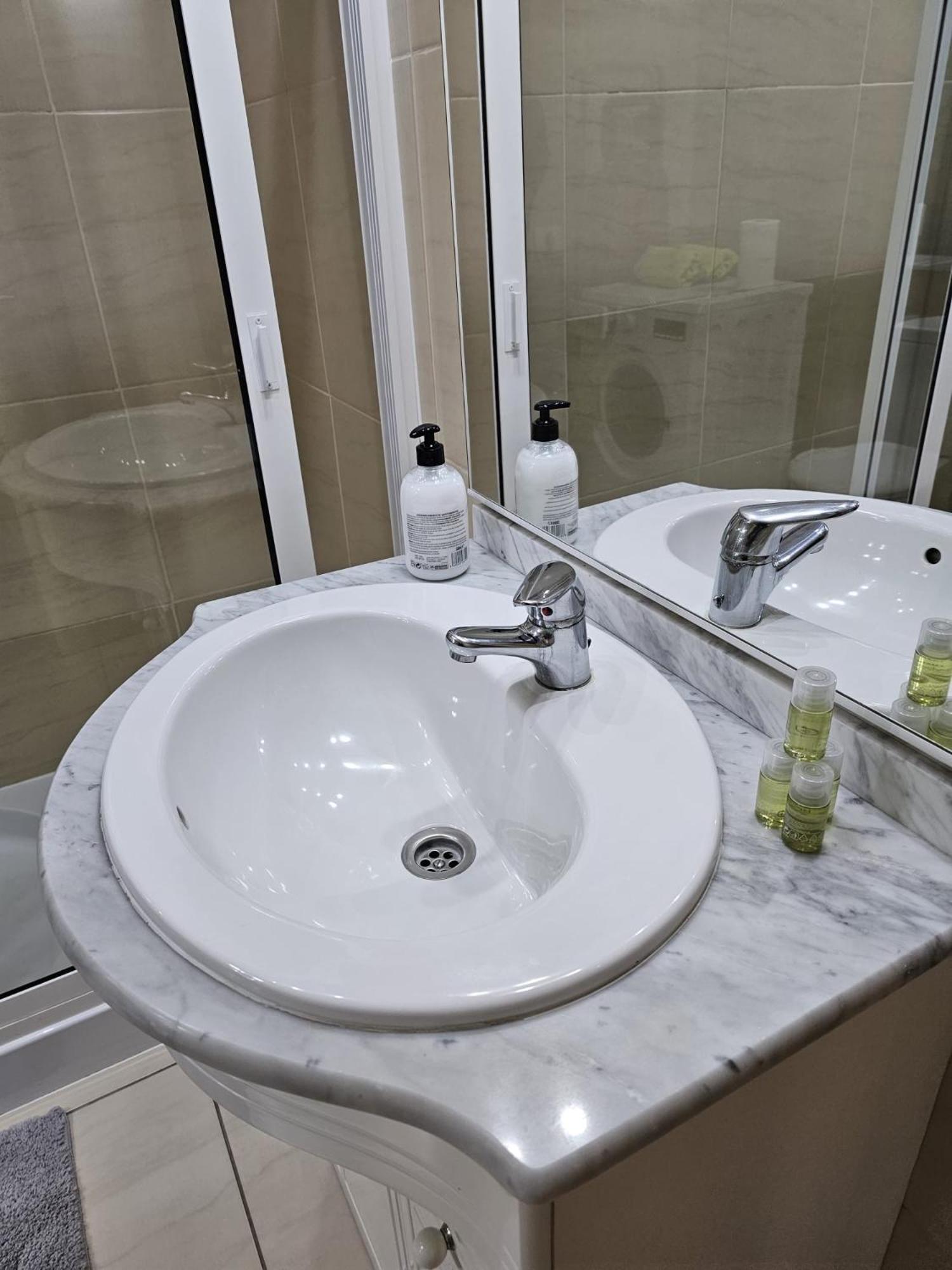Azahara Playa Vistas - - Playa De Americas Appartement
