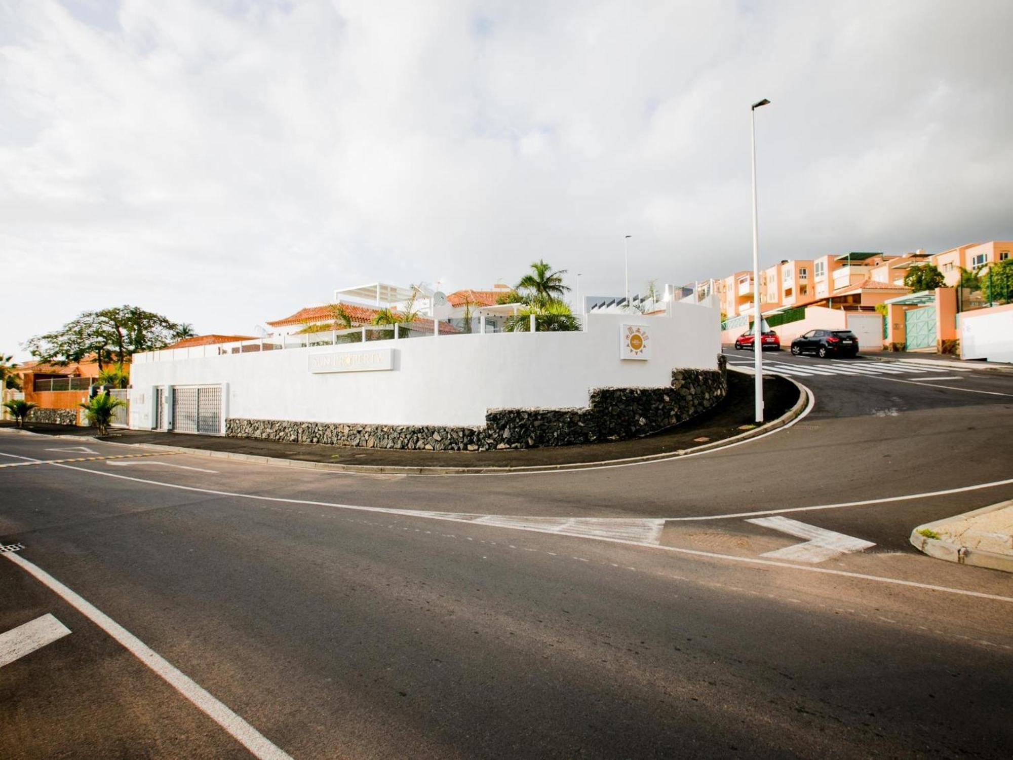 Hébergement de vacances Elite: Your Private Haven Of Prestige Costa Adeje (Tenerife)