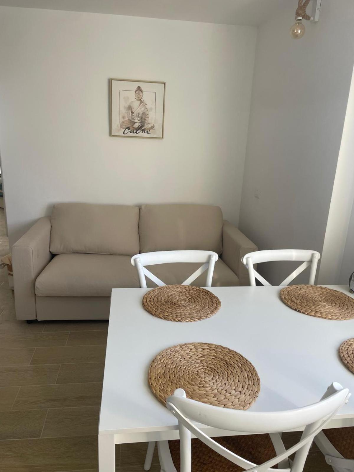 Inside The Wave A Apartment *