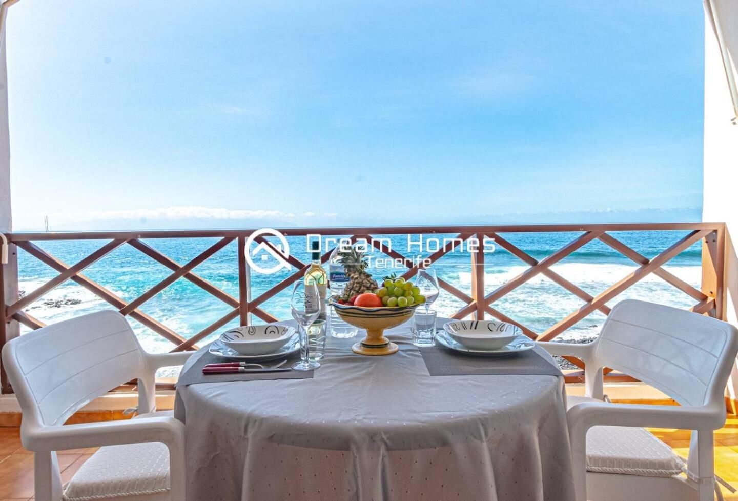 Oceanfront Neptuno By Dream Homes Tenerife Apartment Puerto de Santiago (Tenerife)