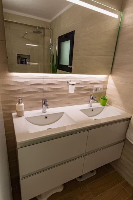Appartement Relaxing Garden Cristianos Con Jacuzzi Y Barbacoa