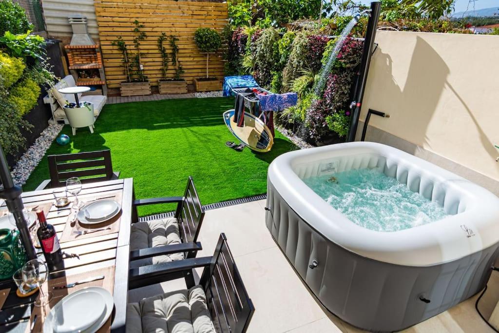Relaxing Garden Cristianos Con Jacuzzi Y Barbacoa *