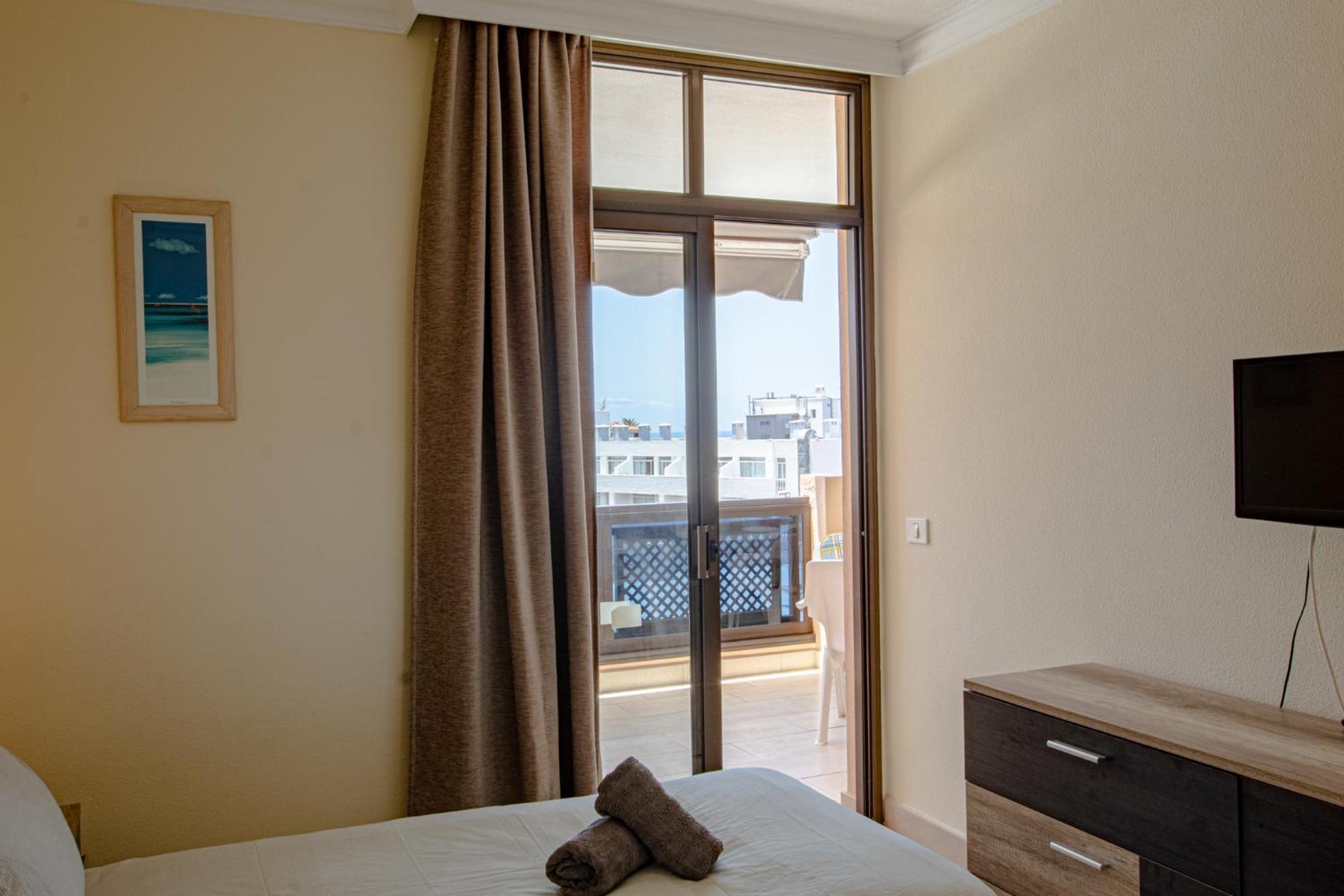 Beautiful Sunset By Dream Homes Tenerife Apartment Puerto de Santiago (Tenerife)