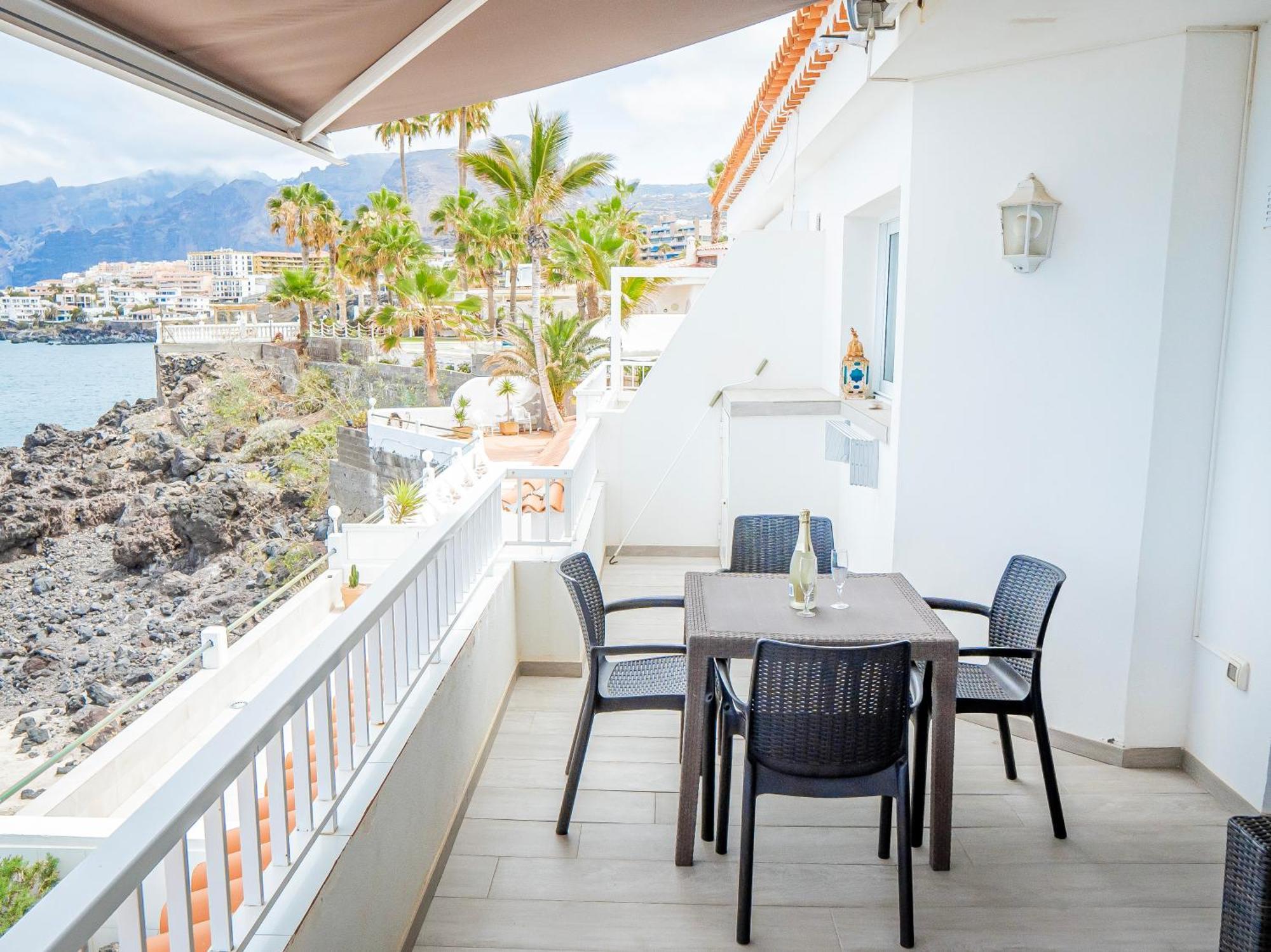 Spacious With Breath-taking Ocean Views, 13 * Puerto de Santiago (Tenerife)