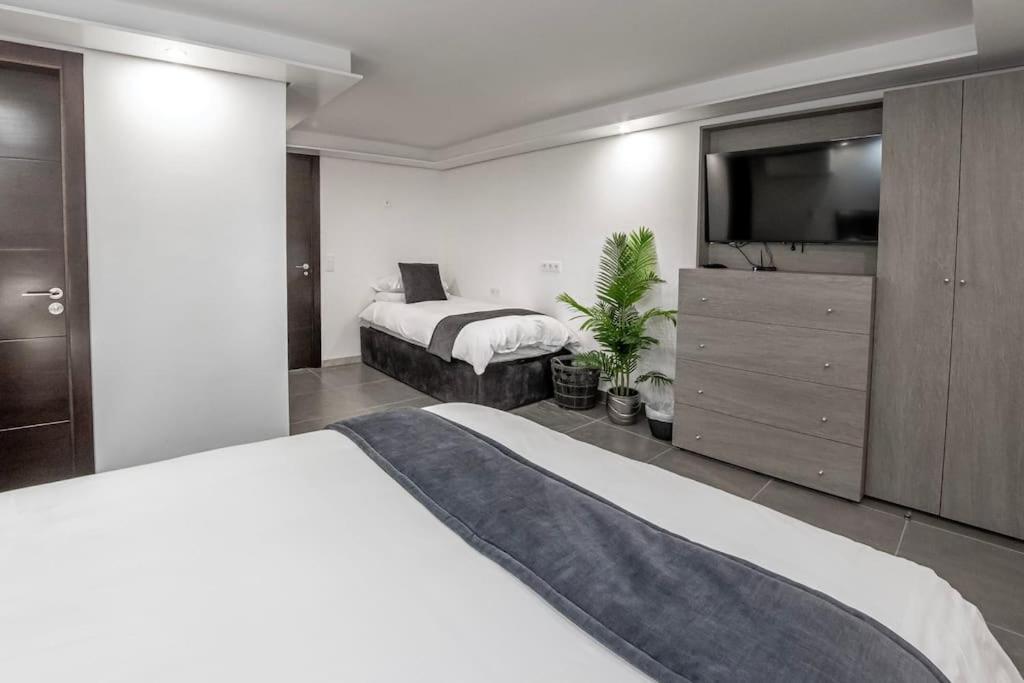 Casa Amore - By Apricus Holidays * Costa Adeje (Tenerife)