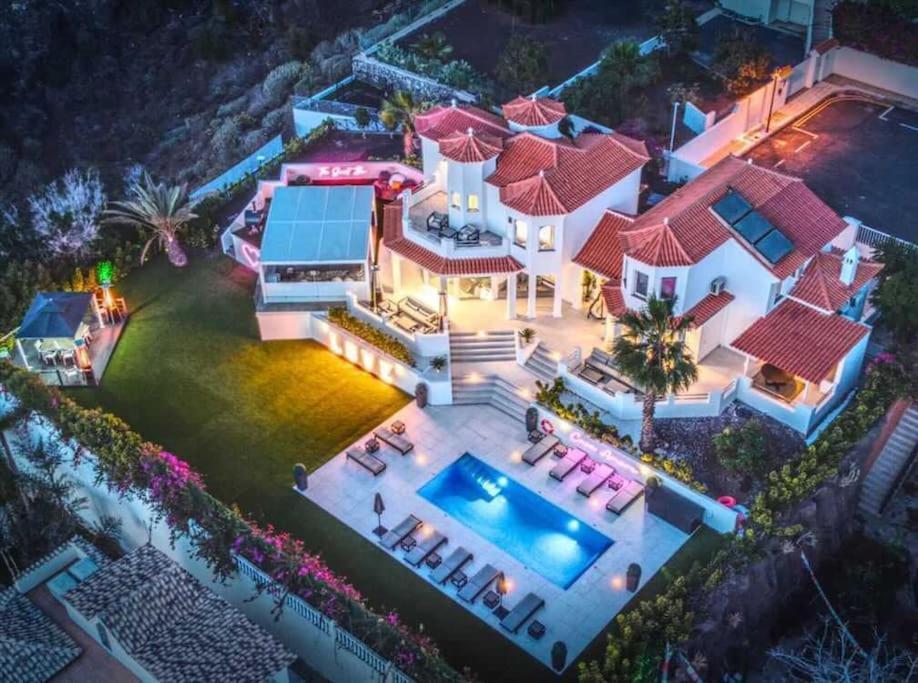 Casa Amore - By Apricus Holidays Costa Adeje (Tenerife)