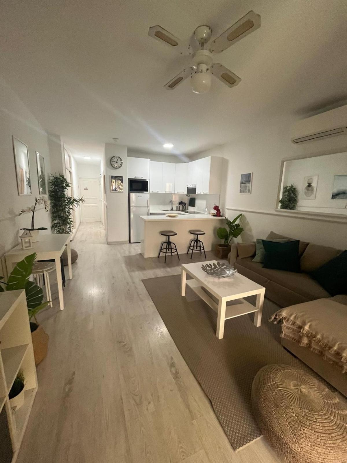 Super Y Amplio Apto Con Airco, Planta Baja En Mareverde Appartement *
