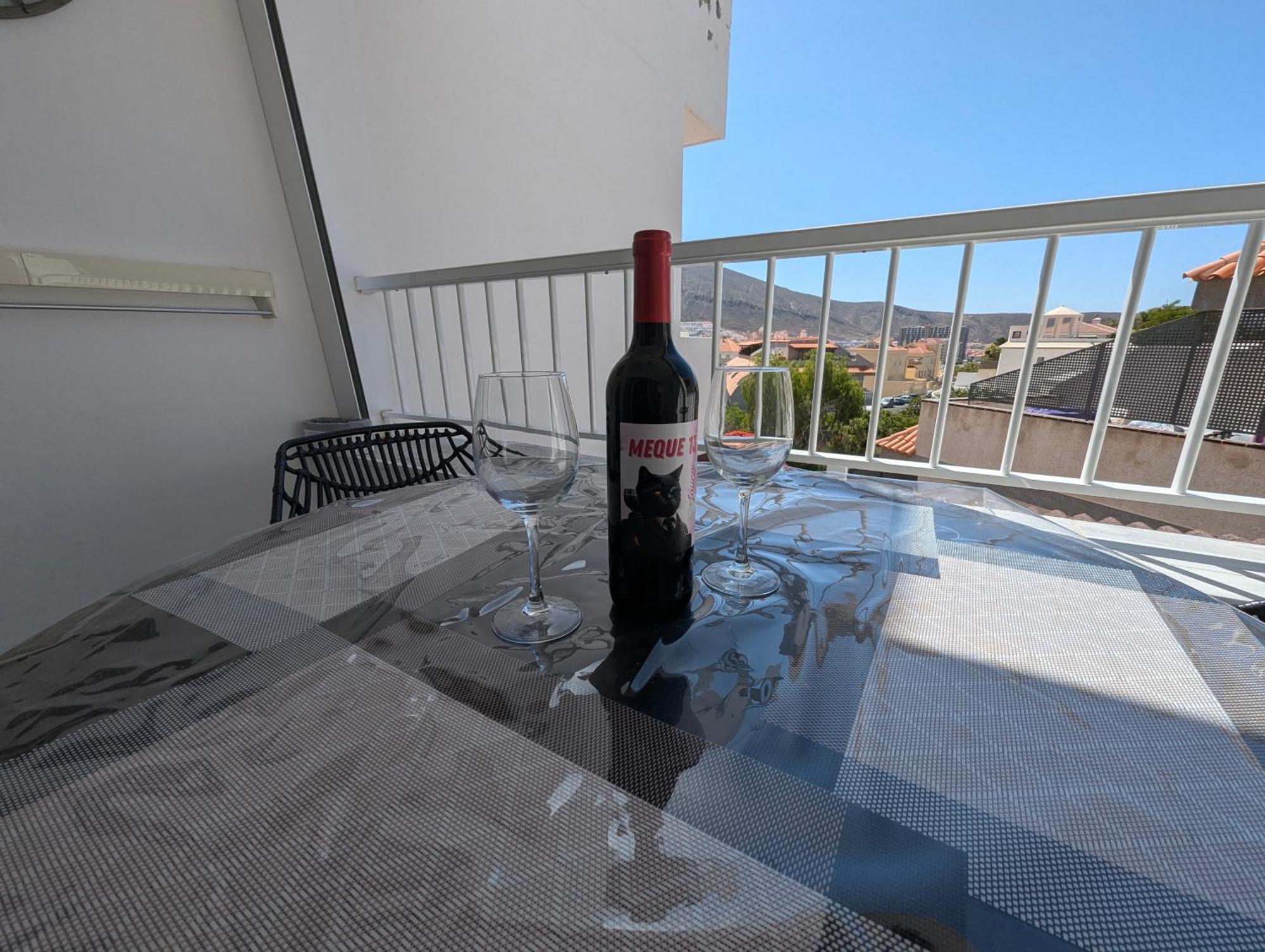 Cozy In Cristianos Guincho (Tenerife)