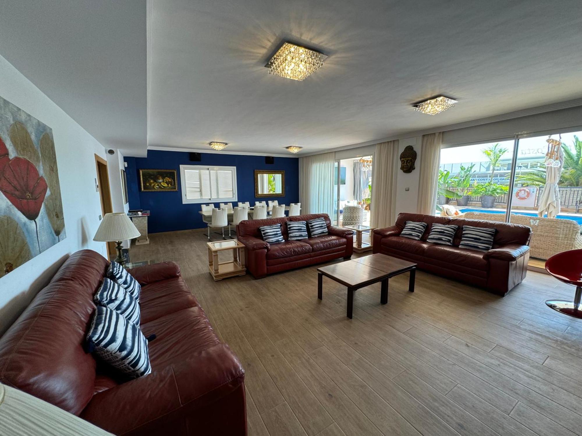 Villa Self Catering Luxury In The Beautiful Area Of Puerto Santiago Tenerife With 5 Bedrooms 2 Sofabeds For Up To 10 Guests Private Swimming Pool And Many Other Activities To Entertain The Family Secure Parking For 2 Cars And Disabled Access Througho *