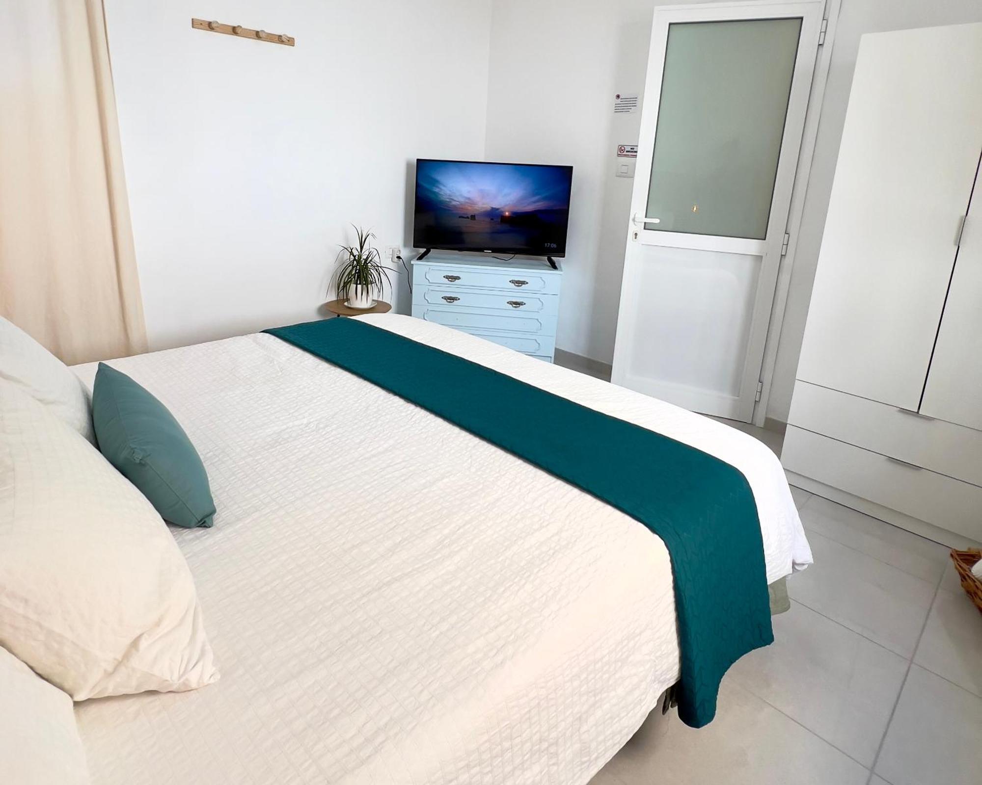 Alcamar Comfortable In The Center Of Apartment
