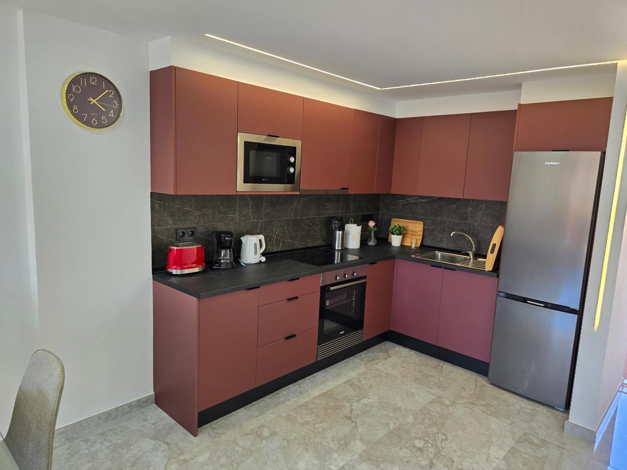Apartamento Exclusive Eden, Marble Floor, Luxury Bathroom, Heated Pool, Close To Centre, Sea View, Balcony *