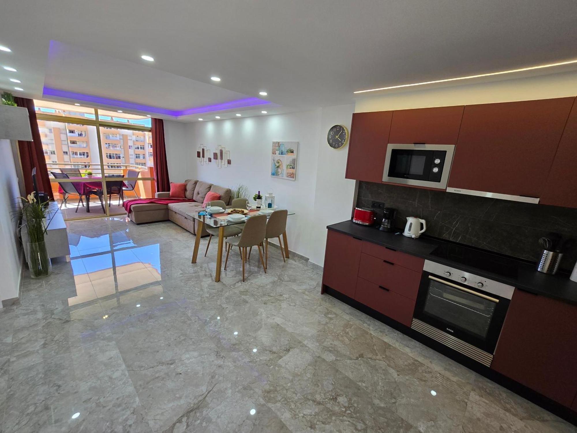 Exclusive Eden, Marble Floor, Luxury Bathroom, Heated Pool, Close To Centre, Sea View, Balcony