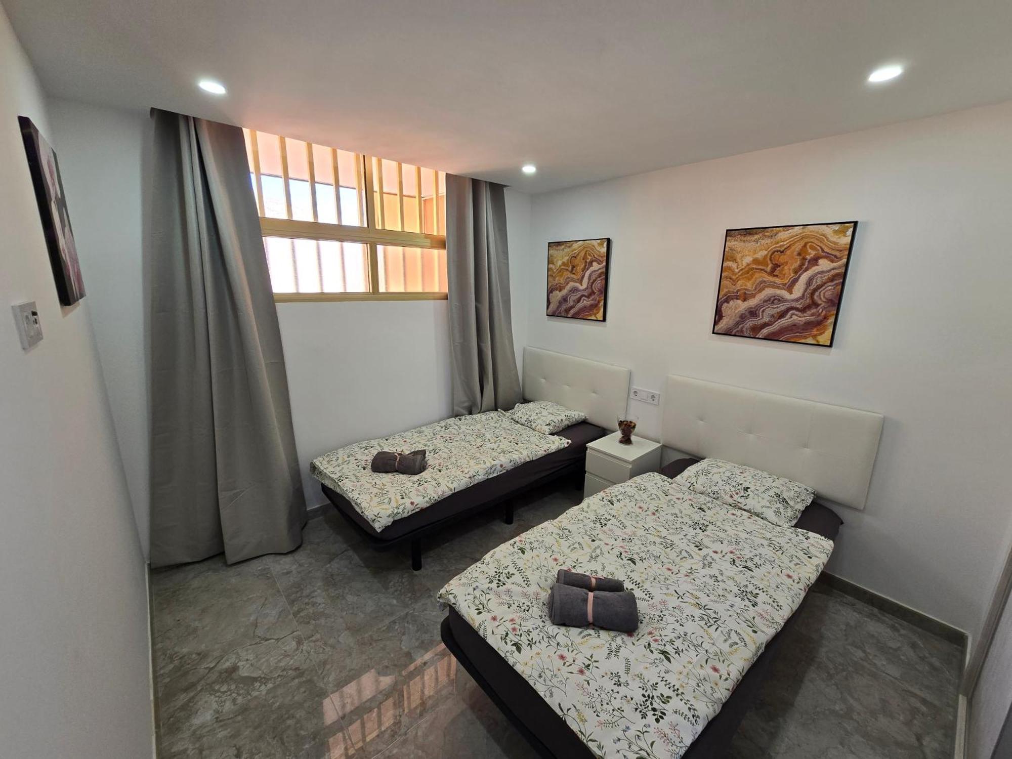 Apartamento Exclusive Eden, Marble Floor, Luxury Bathroom, Heated Pool, Close To Centre, Sea View, Balcony