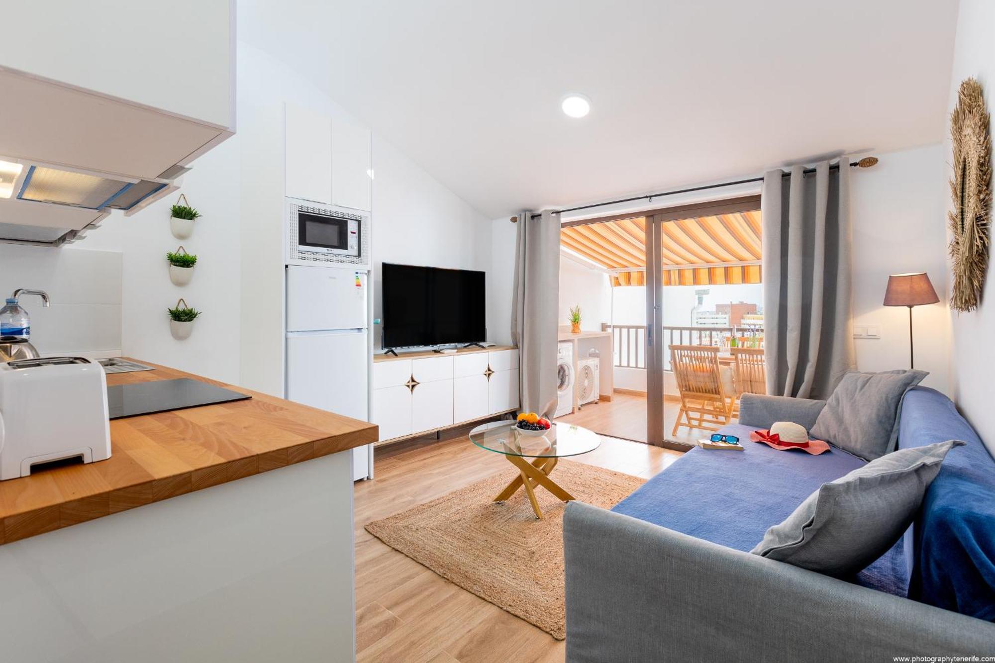15 Parque San Eugenio Studio Sea View Apartment *