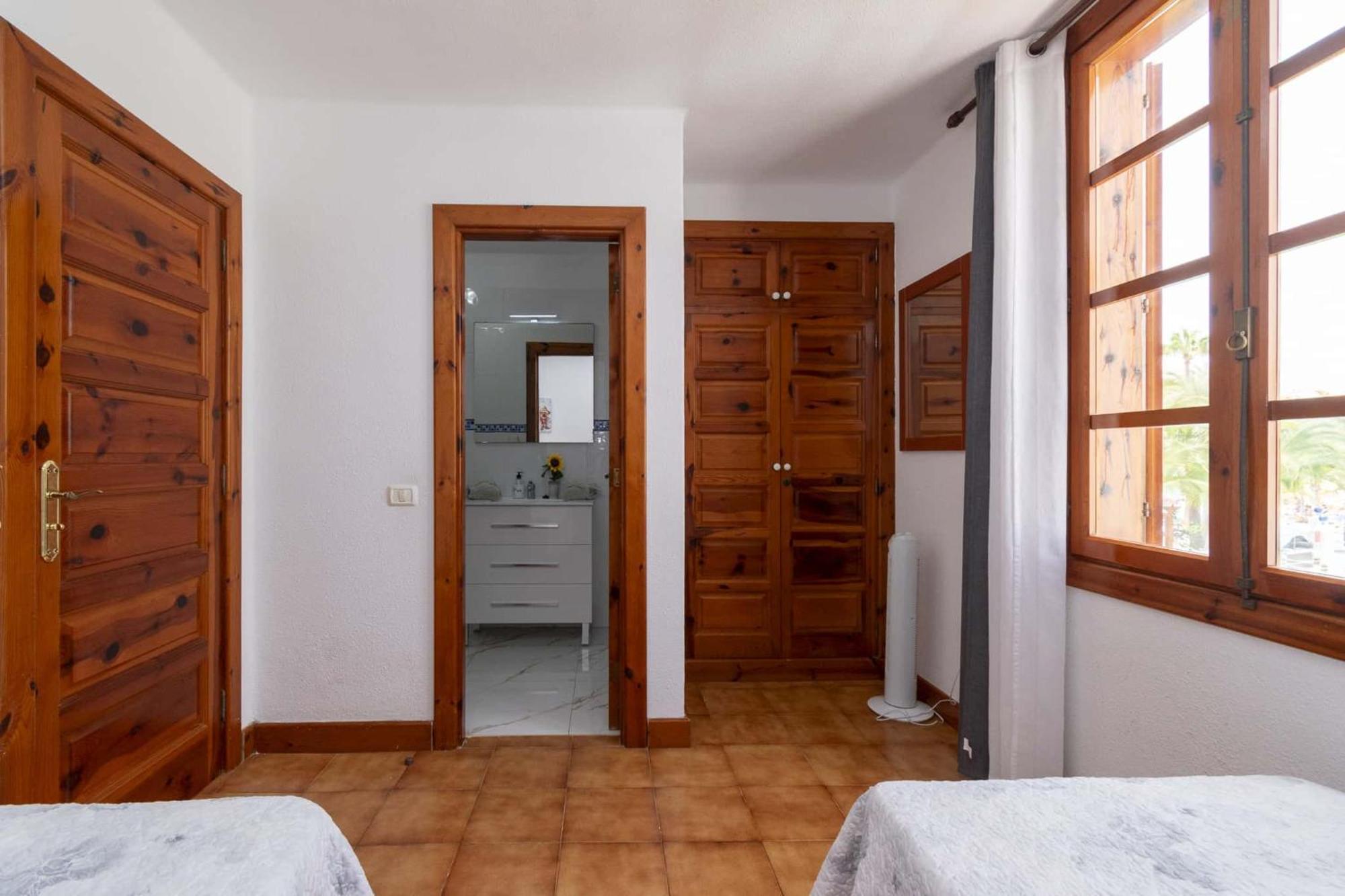 Parque Santiago Iii 235 - Four Bed Villa