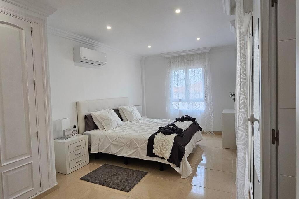 Luxury With Private Pool And Cinema By Vapago Tenerife * Los Cristianos (Tenerife)