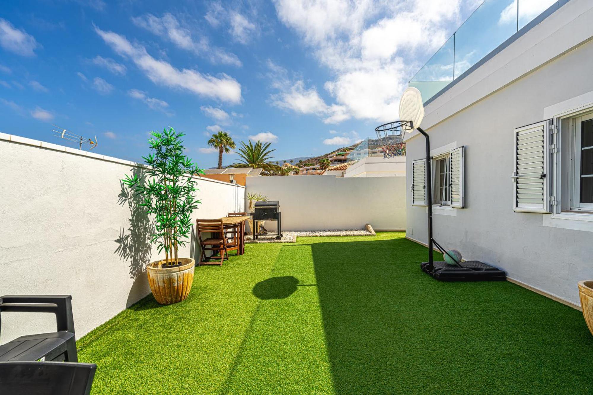 Costa Adeje Villa