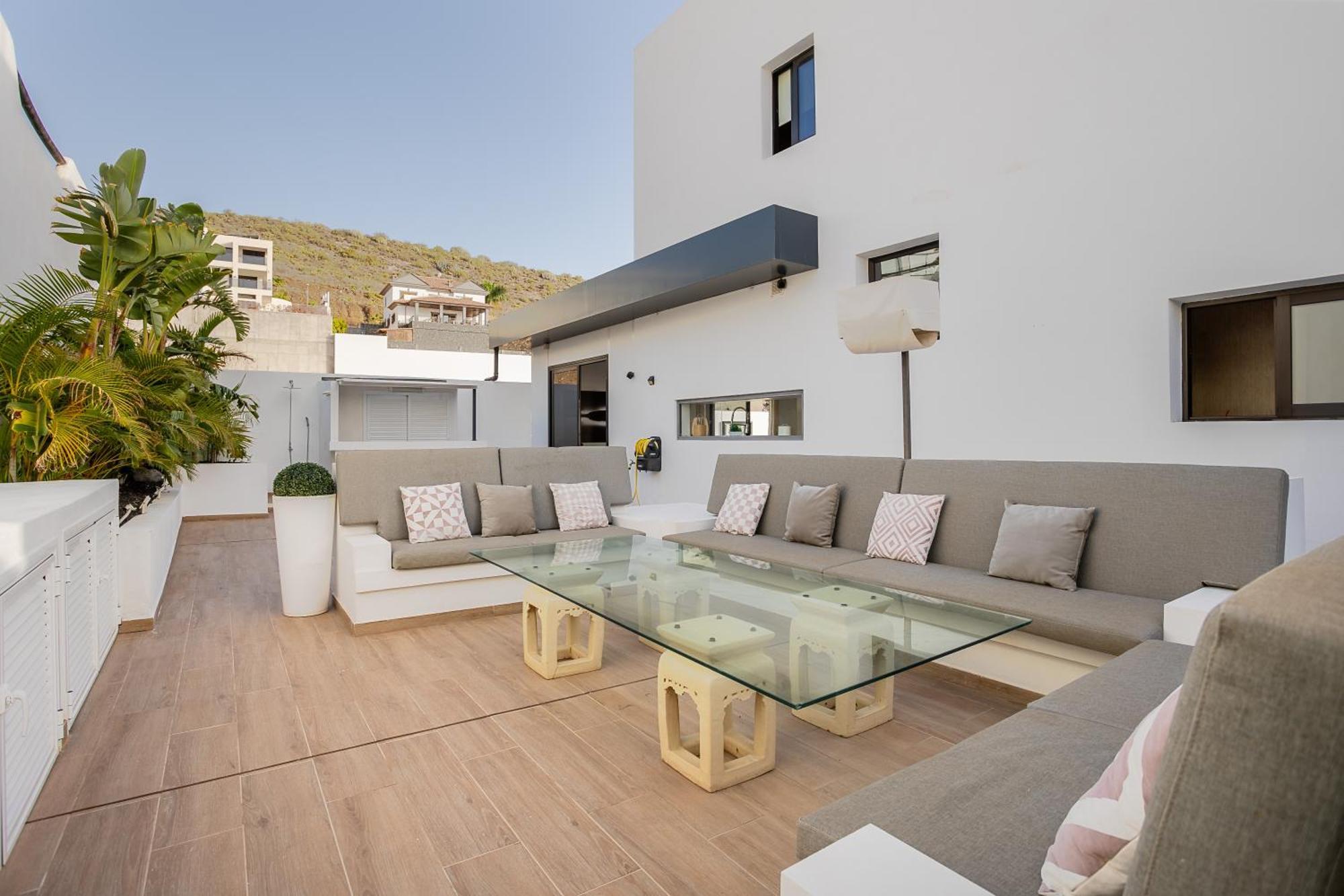 Luxliving Tenerife Hortalaya * Costa Adeje (Tenerife)