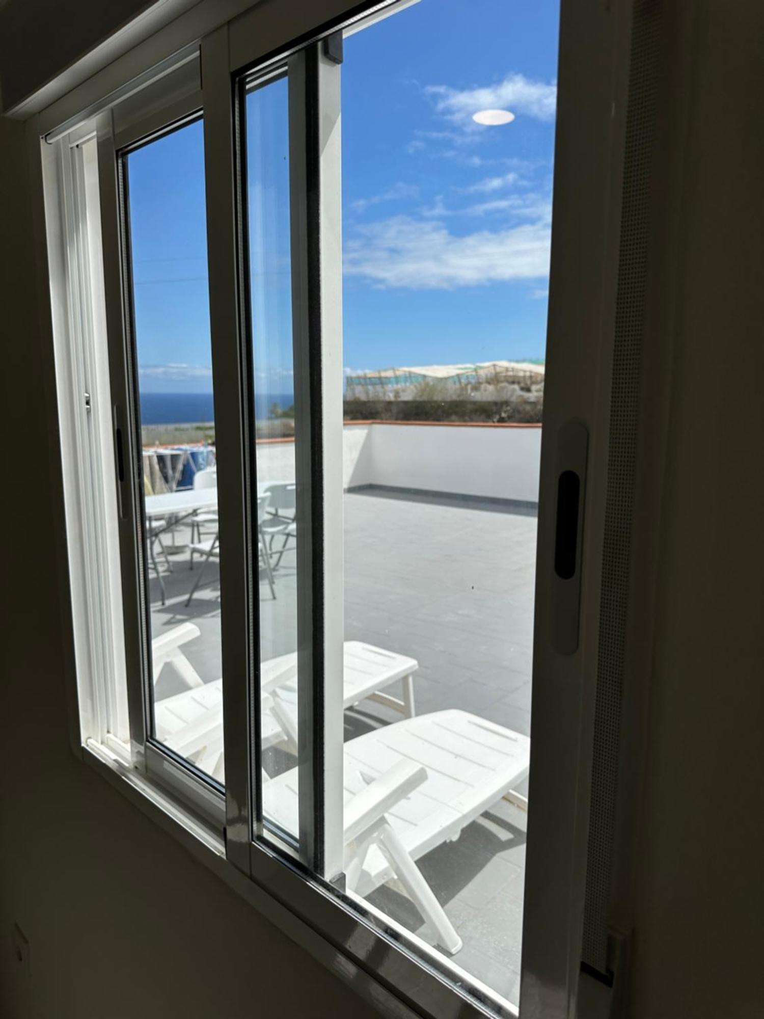 New Modern Apartment, Scandinavian Style, Ocean View, Huge Terrace * Icod De Los Vinos