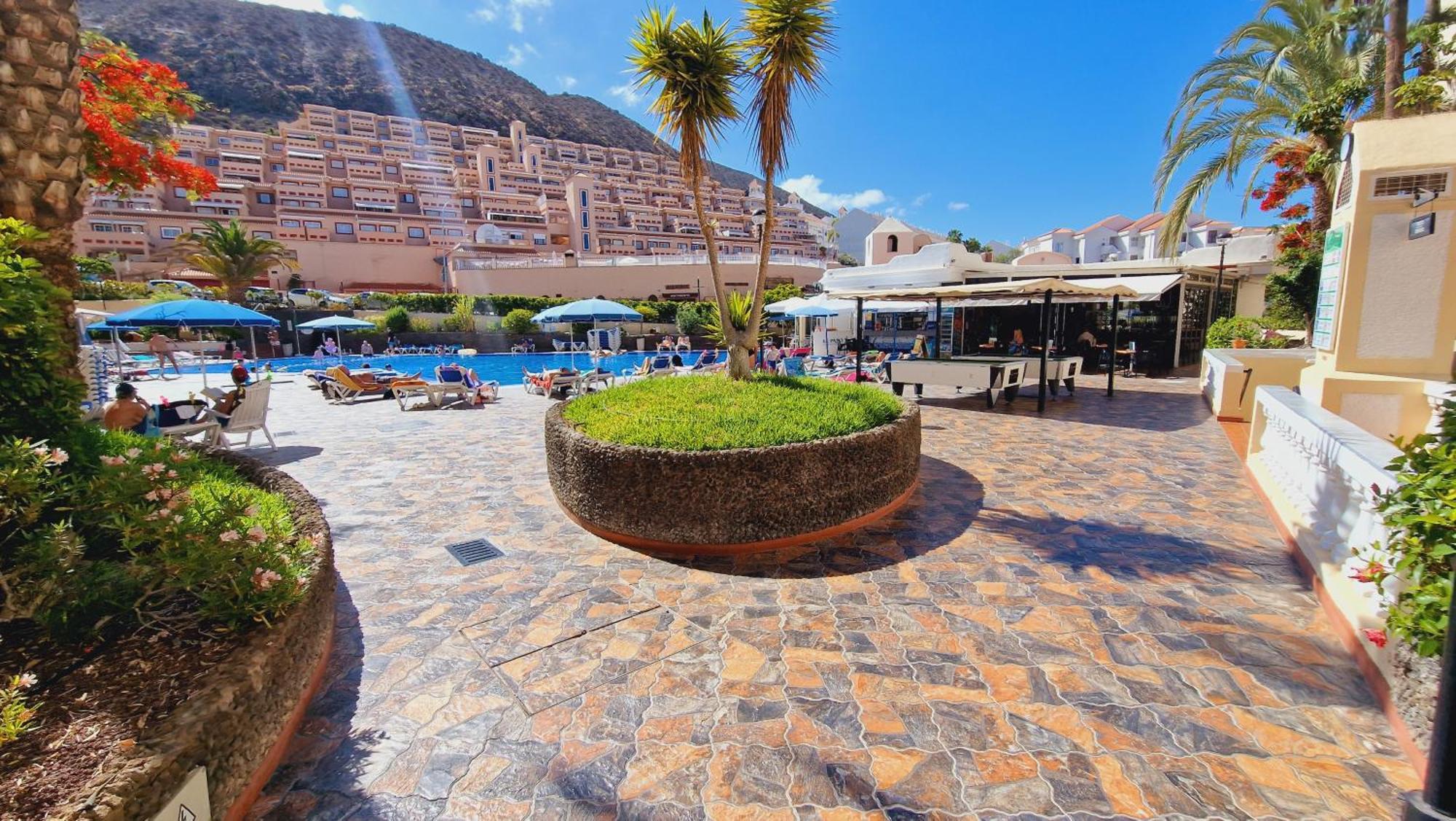 Lana Castle With Sea View Appartement *