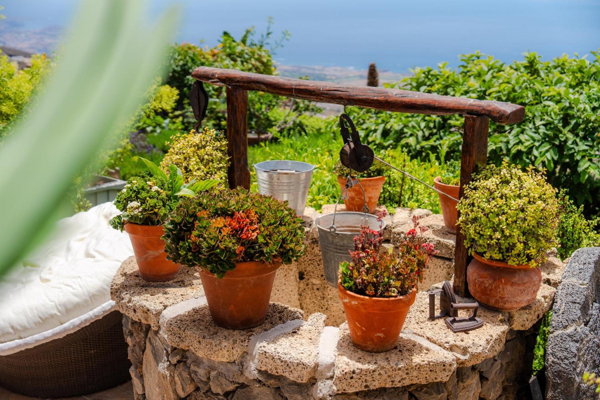 Country house Tajona & Granero Costa Adeje (Tenerife)