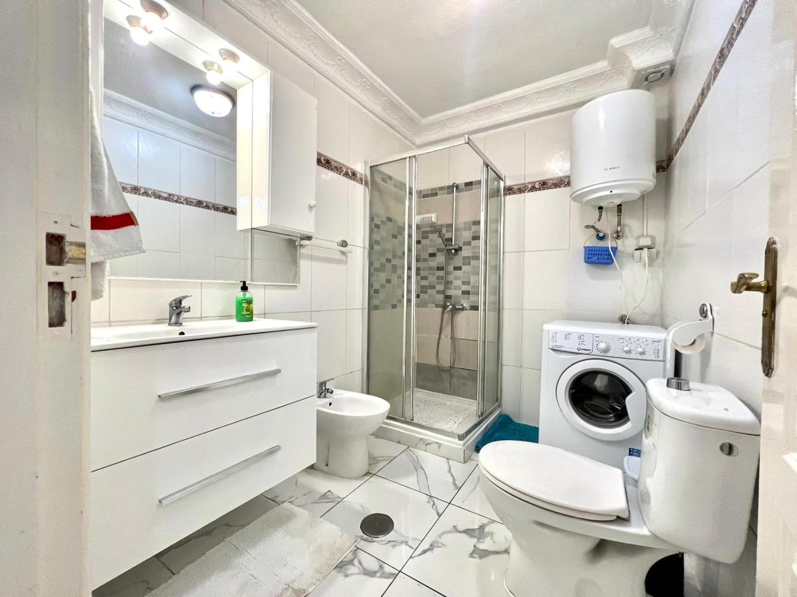 Appartement Lovely With Pool And Wifi *
