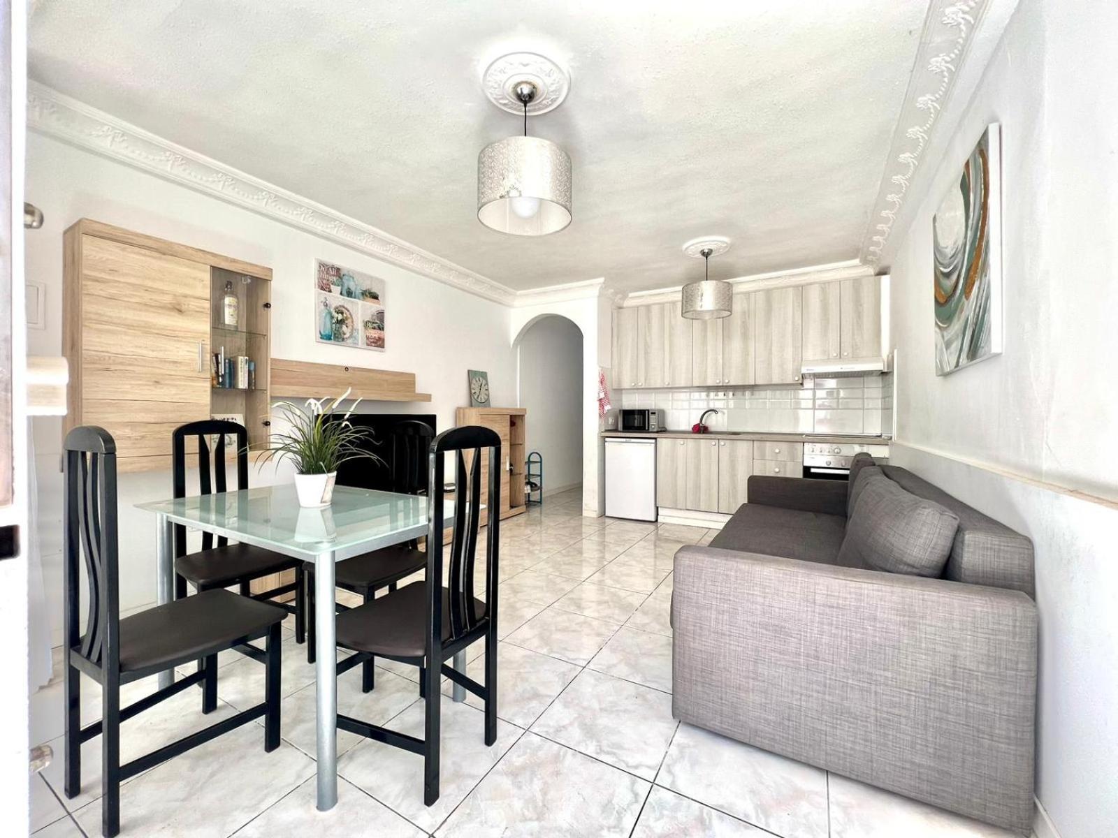 Appartement Lovely With Pool And Wifi