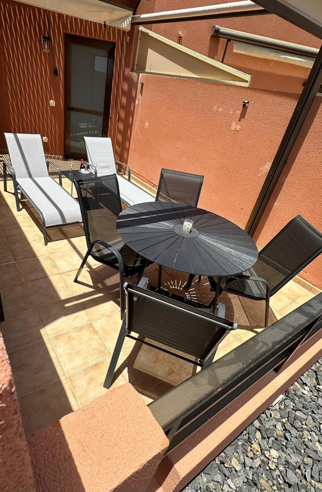Apartment One Bed In With Sea Views K120