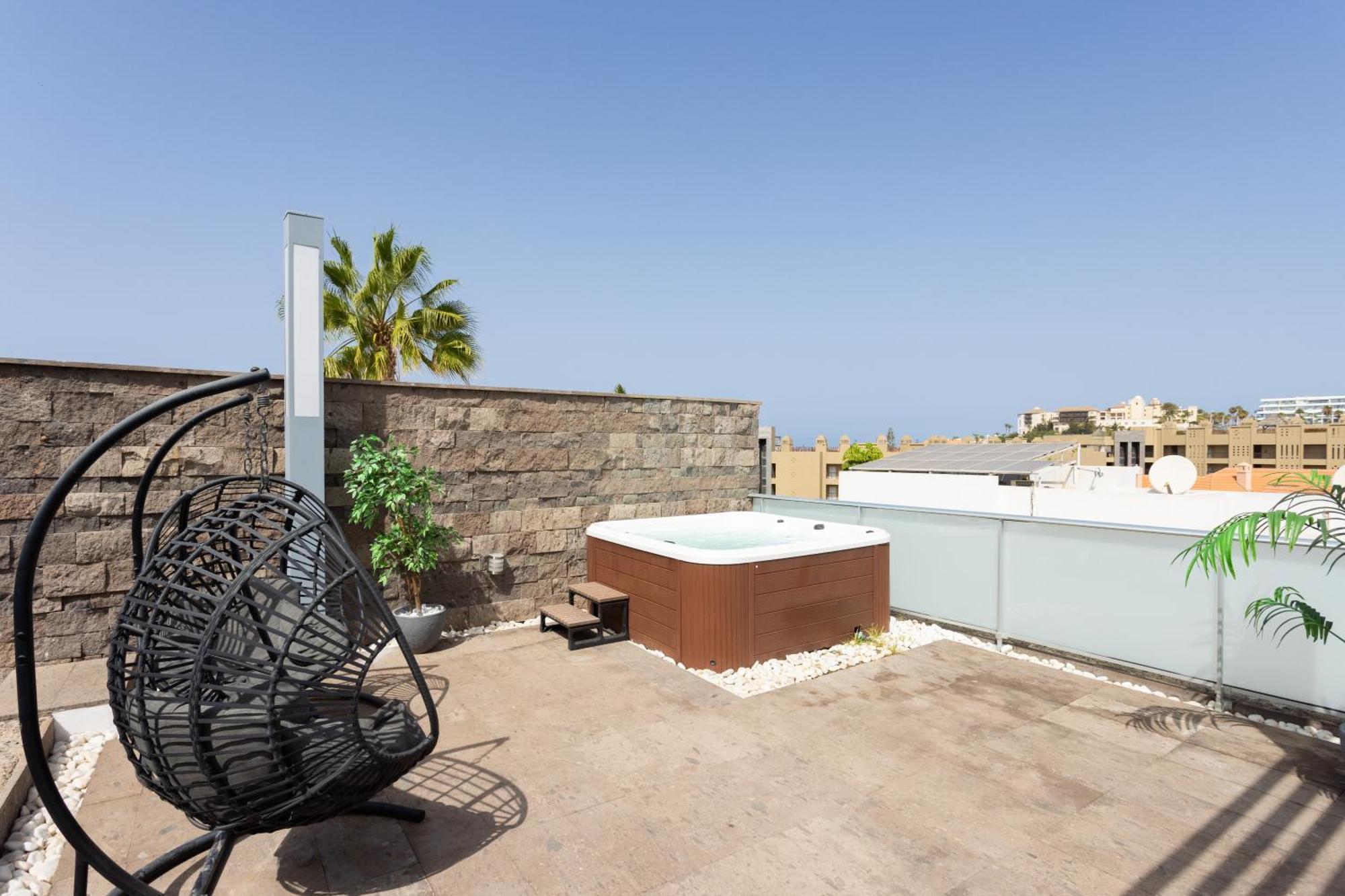 Villa Luxury Bkm In Playa Del Duque *