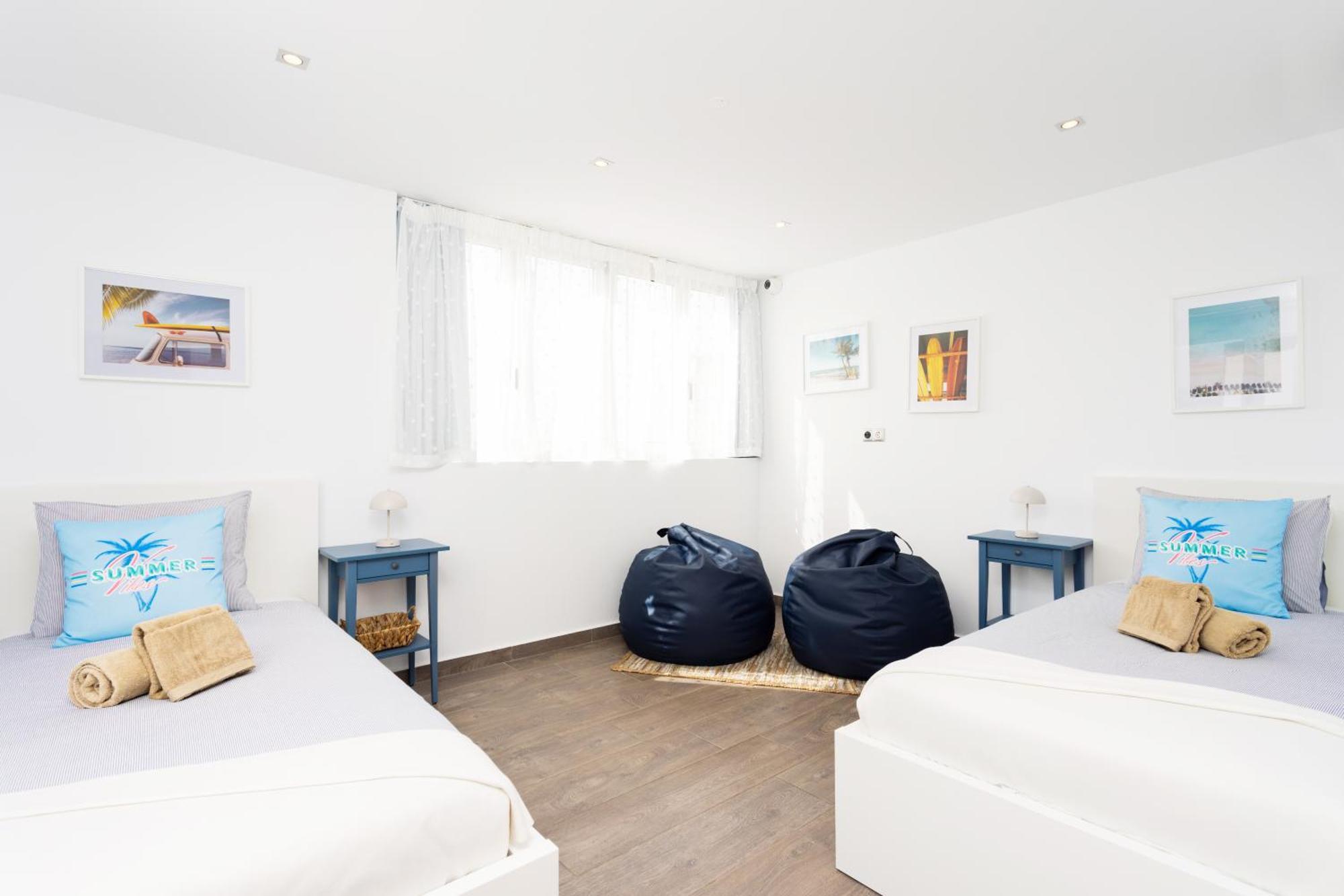 Luxury Bkm In Playa Del Duque *