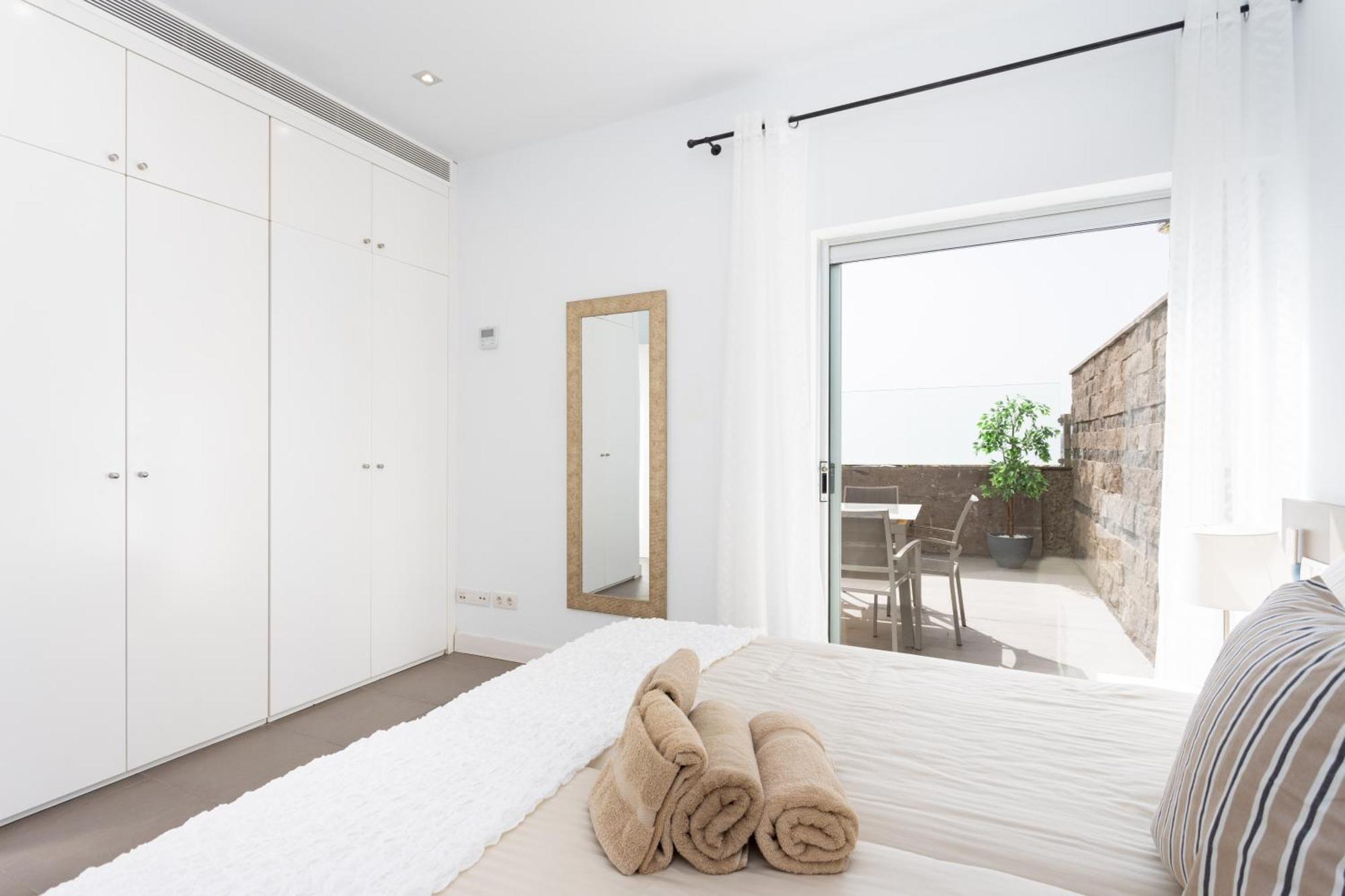 Luxury Bkm In Playa Del Duque *