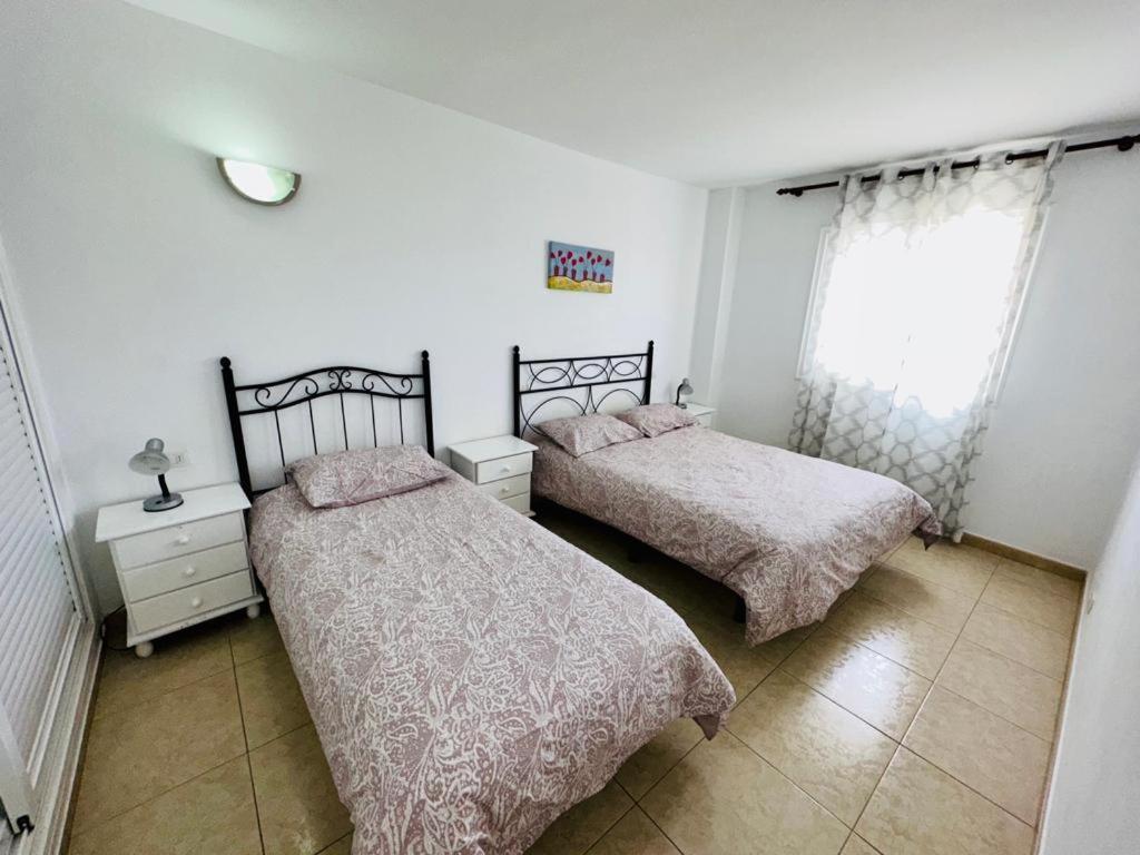 Appartement Few Meters To Vistas Beach. Free Wifi. Arona (Tenerife)