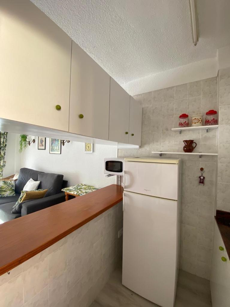 Apartment Angeles. Cristianos. Free Wifi *