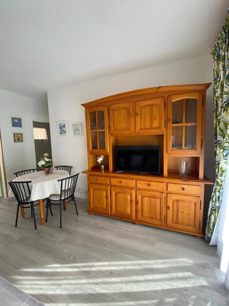 Angeles. Cristianos. Free Wifi Apartment *