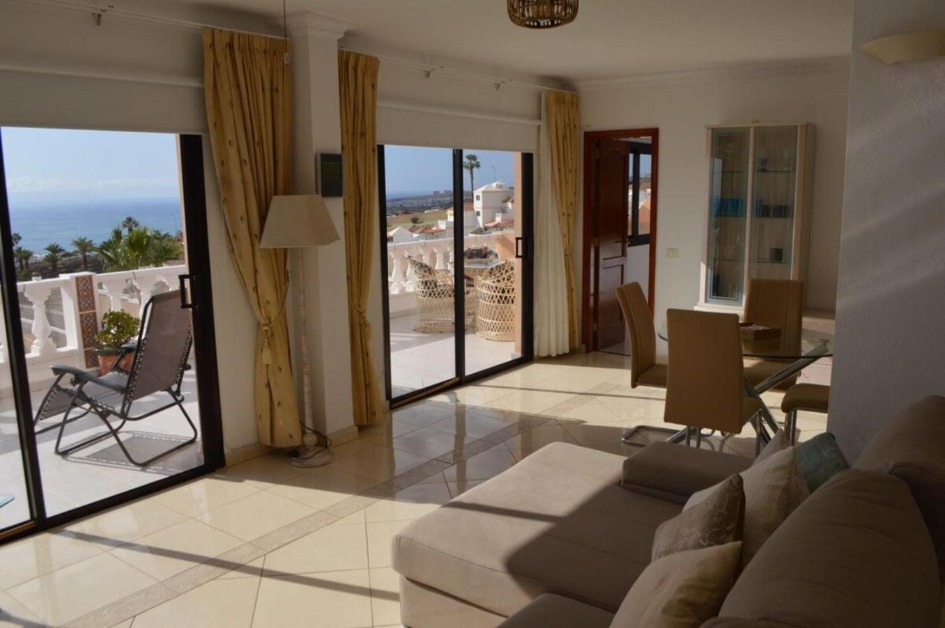 3 Bedroom With Stunning Views K302 *