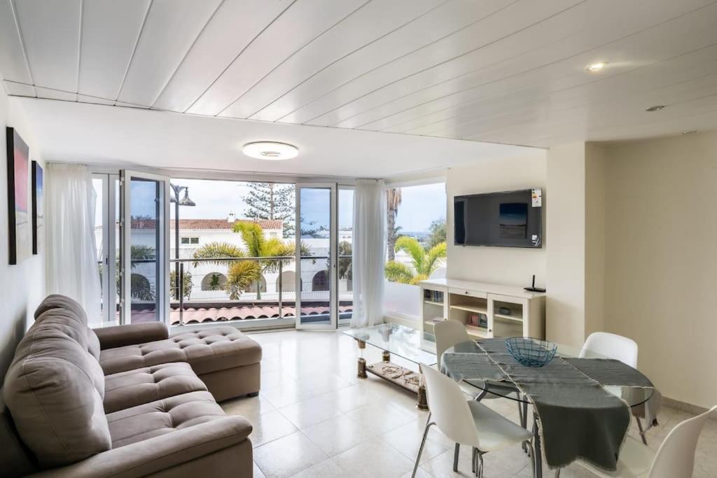 Apartamento By The Sea In Cristianos *