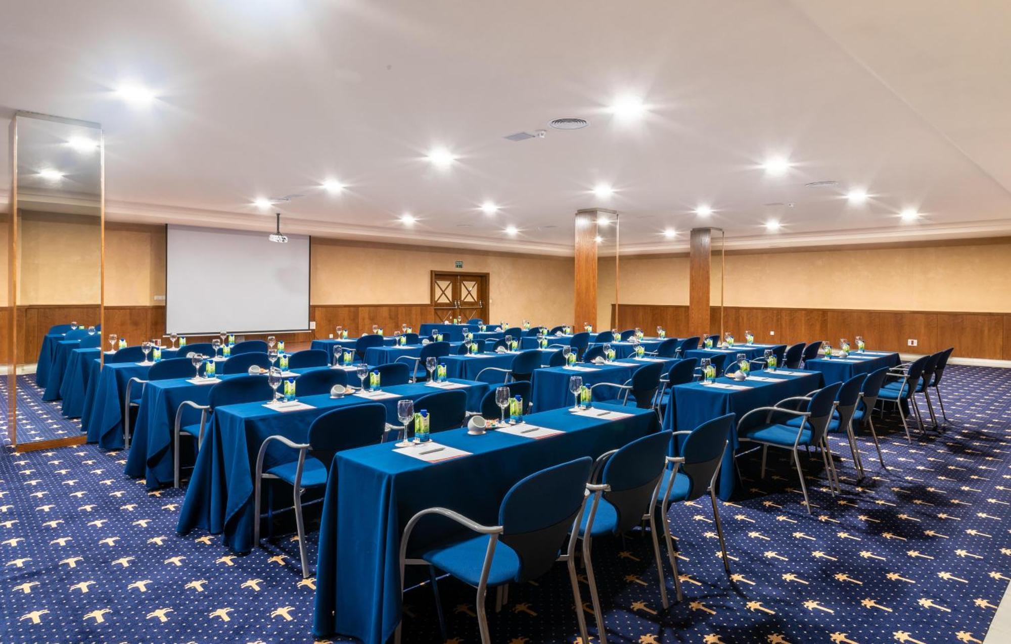Hotel Gf Gran Costa Adeje***** 5*