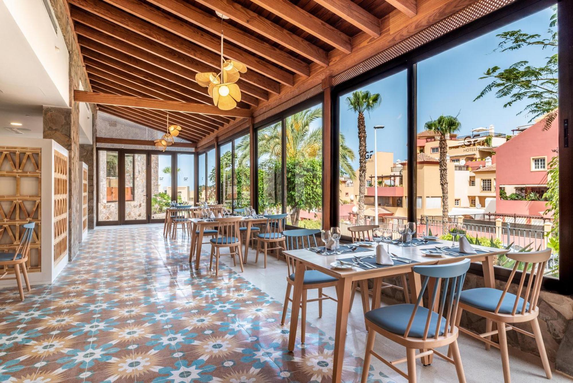 Gf Gran Costa Adeje***** 5* Costa Adeje (Tenerife)