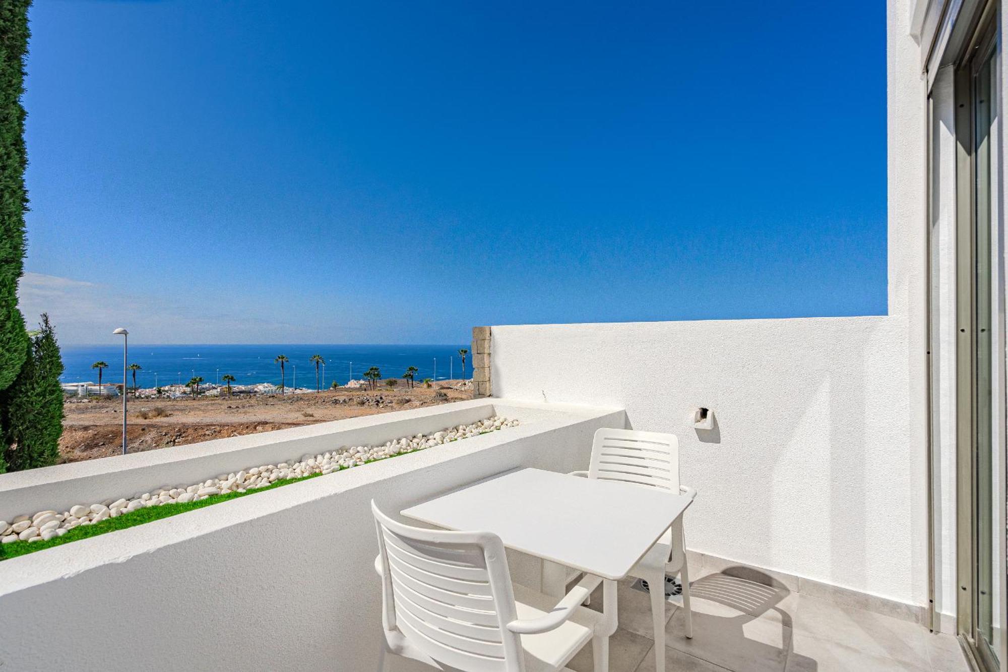 Caterina, Luxury With Heated Pool Ocean View In Adeje, Tenerife Villa Costa Adeje (Tenerife)