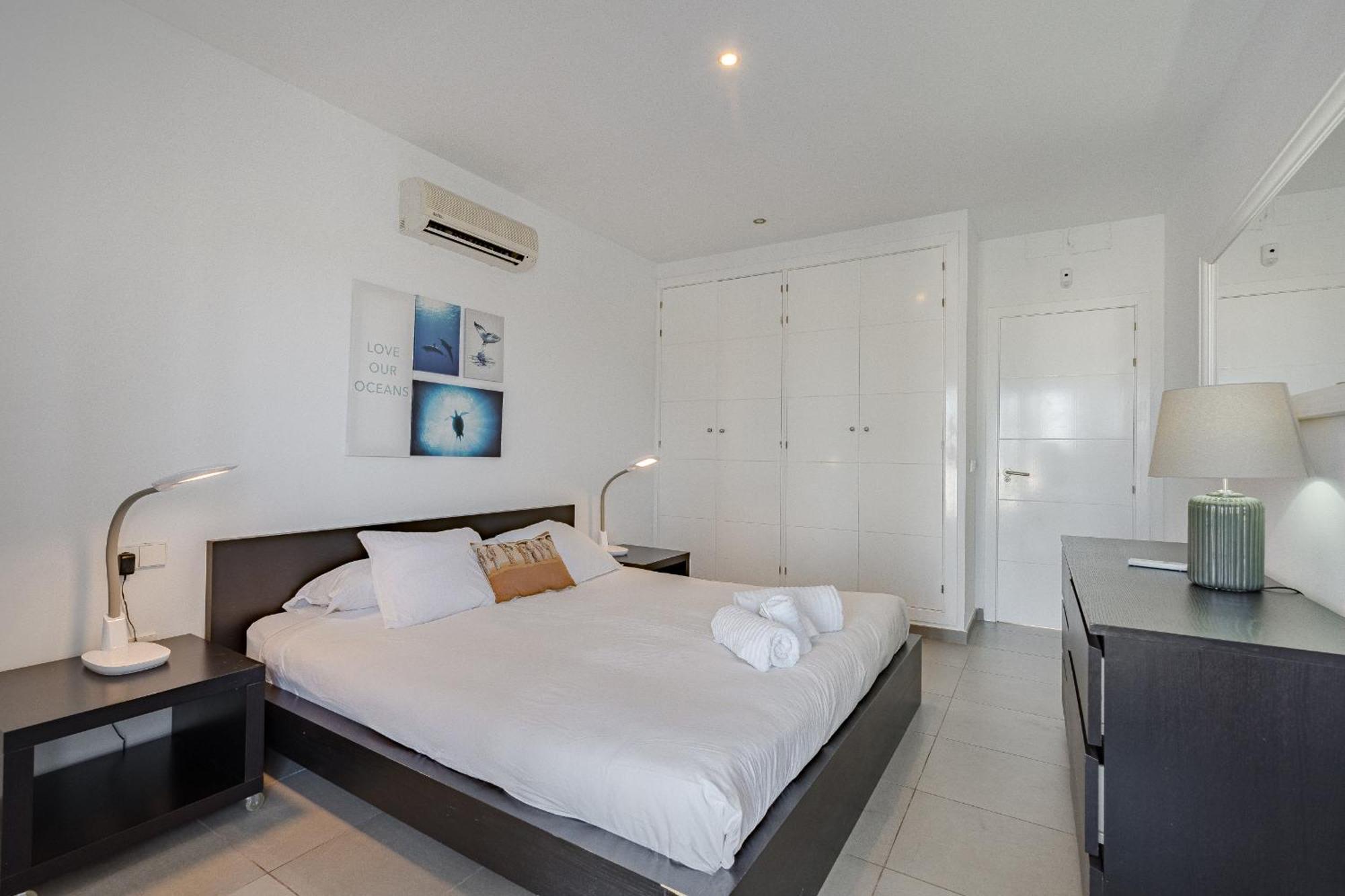 Elisabetta, Luxury With Heated Pool Ocean View In Adeje, Tenerife *