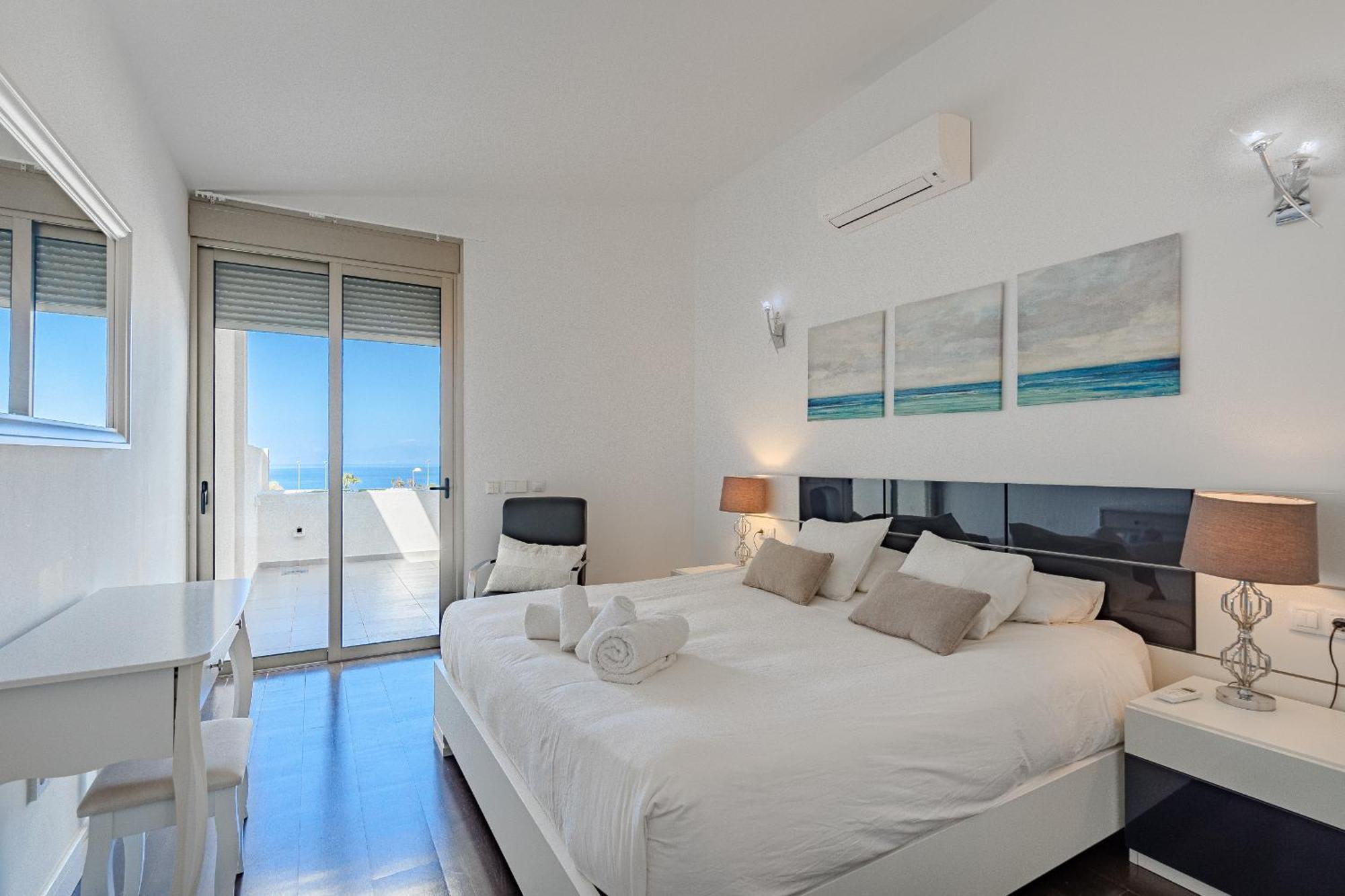 Villa Elisabetta, Luxury With Heated Pool Ocean View In Adeje, Tenerife