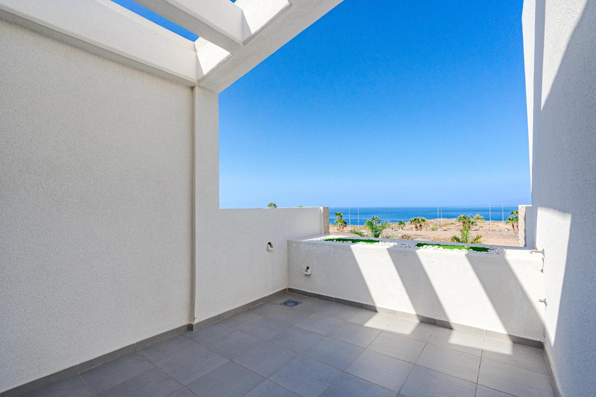 Elisabetta, Luxury With Heated Pool Ocean View In Adeje, Tenerife Villa *