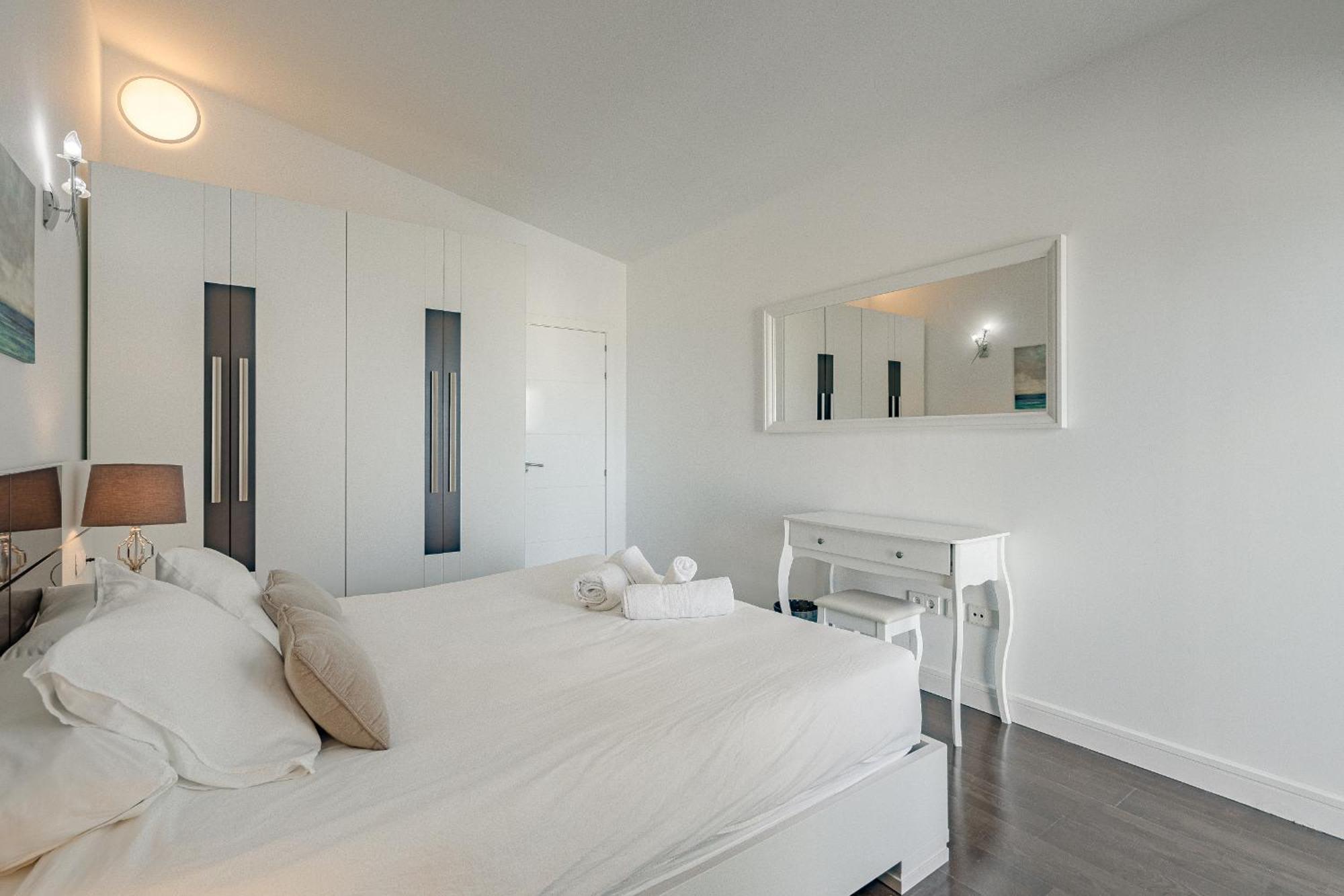 Villa Elisabetta, Luxury With Heated Pool Ocean View In Adeje, Tenerife *