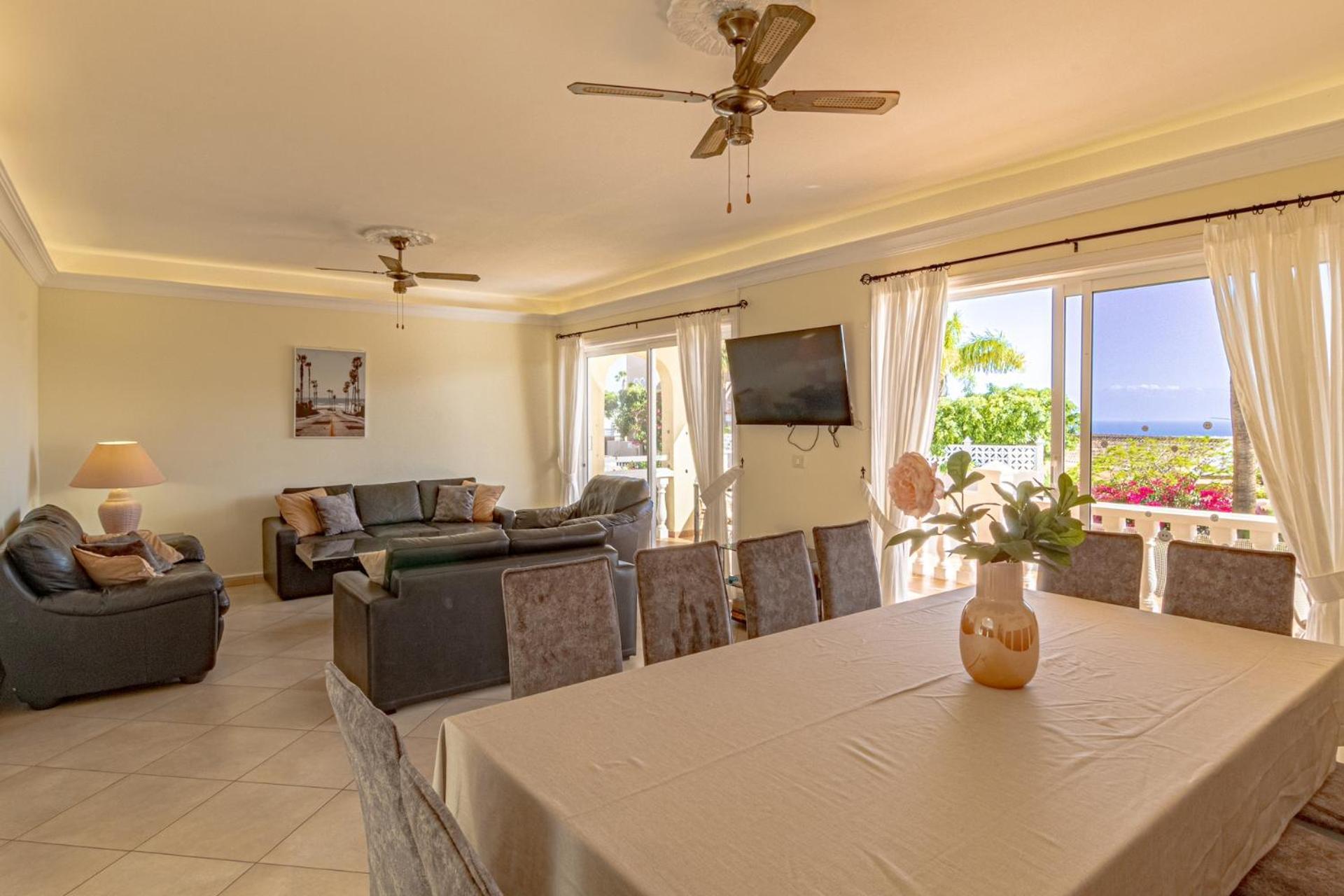 Villa Victoria With Heated Pool Callao Salvaje