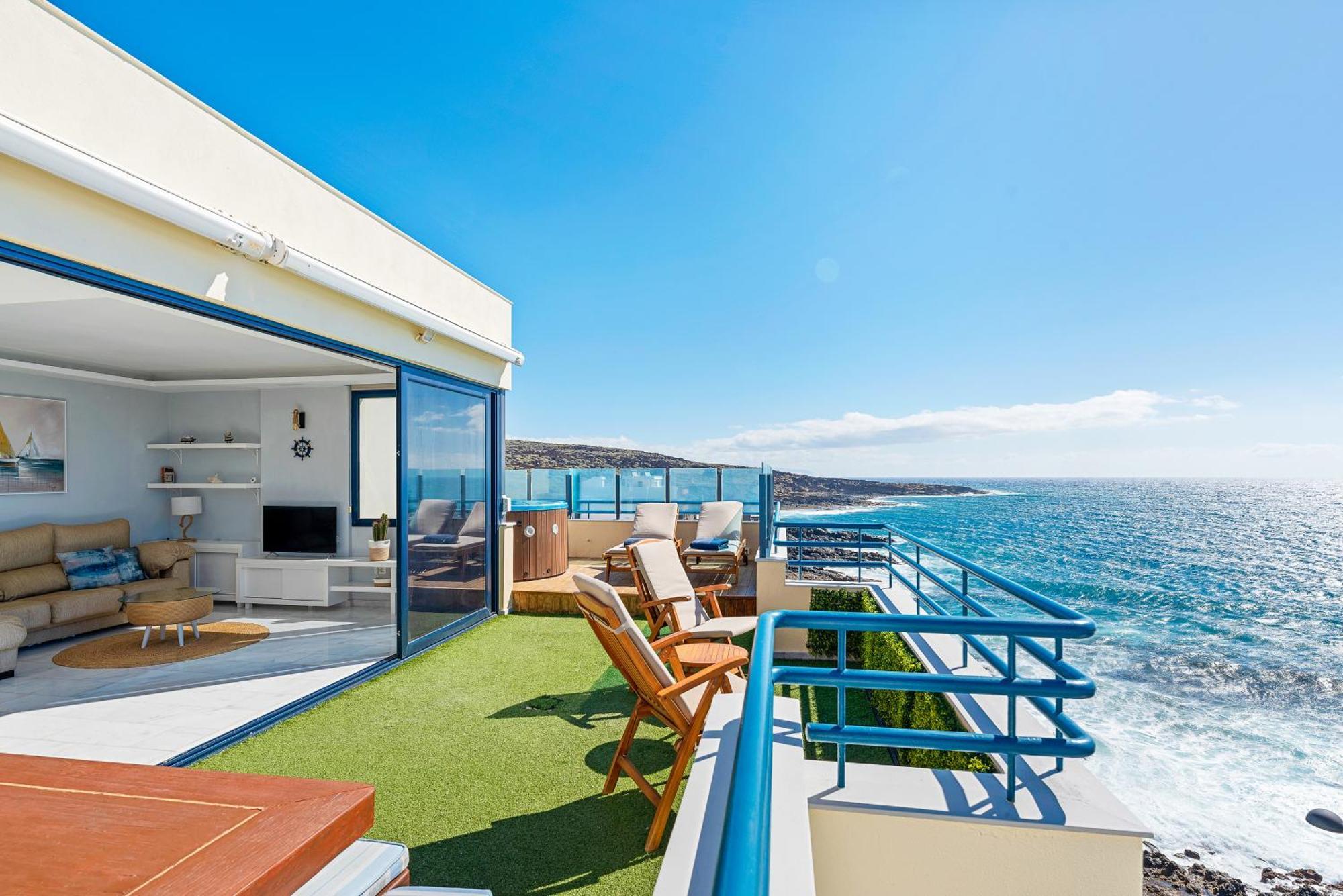 La Mar Loft With Hot Tub Сasa de vacaciones