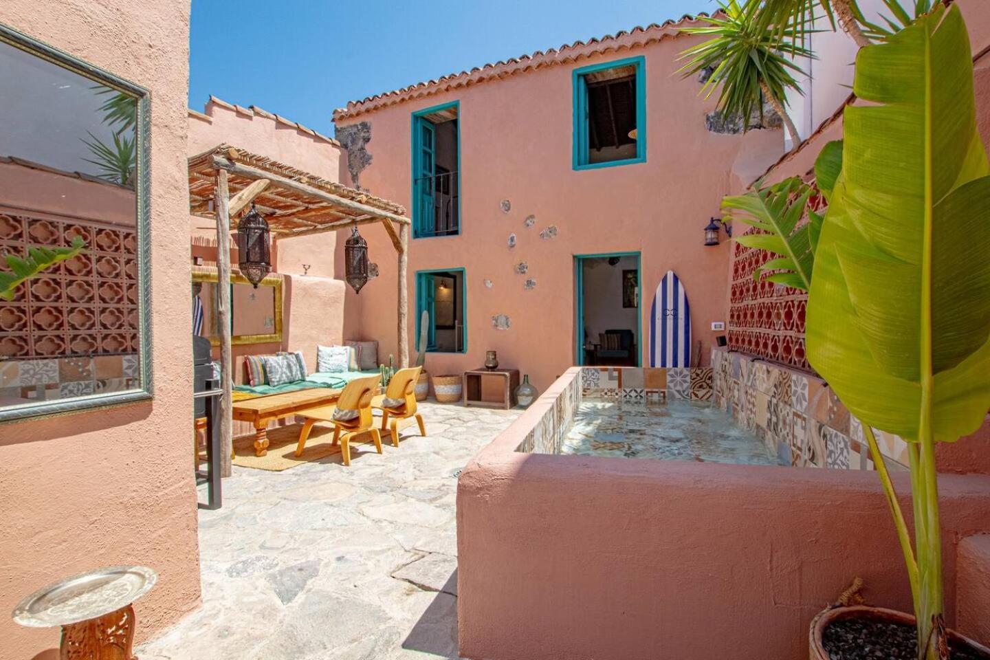 Coocoomos Casa Moroccan Style Villa *