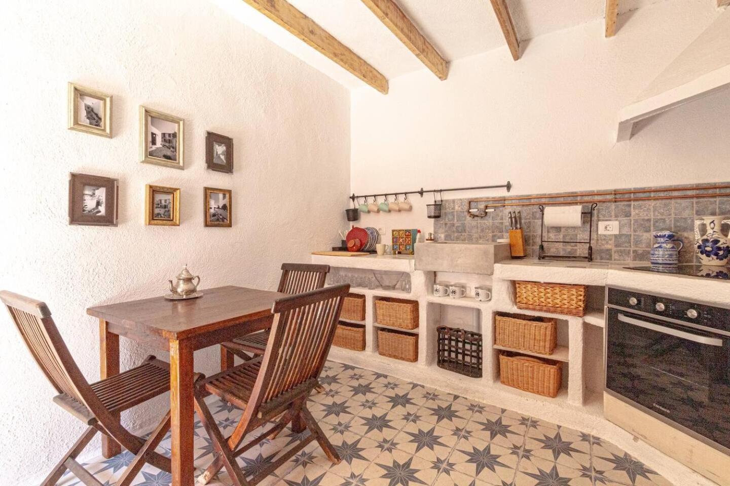 Coocoomos Casa Moroccan Style Villa Chío