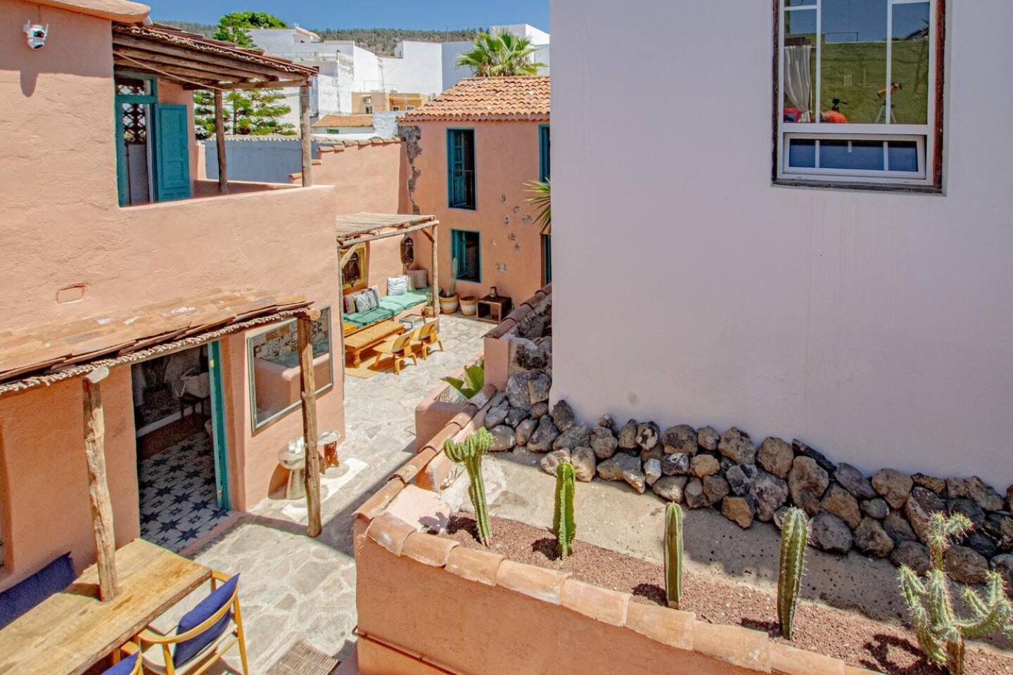 Coocoomos Casa Moroccan Style Villa *