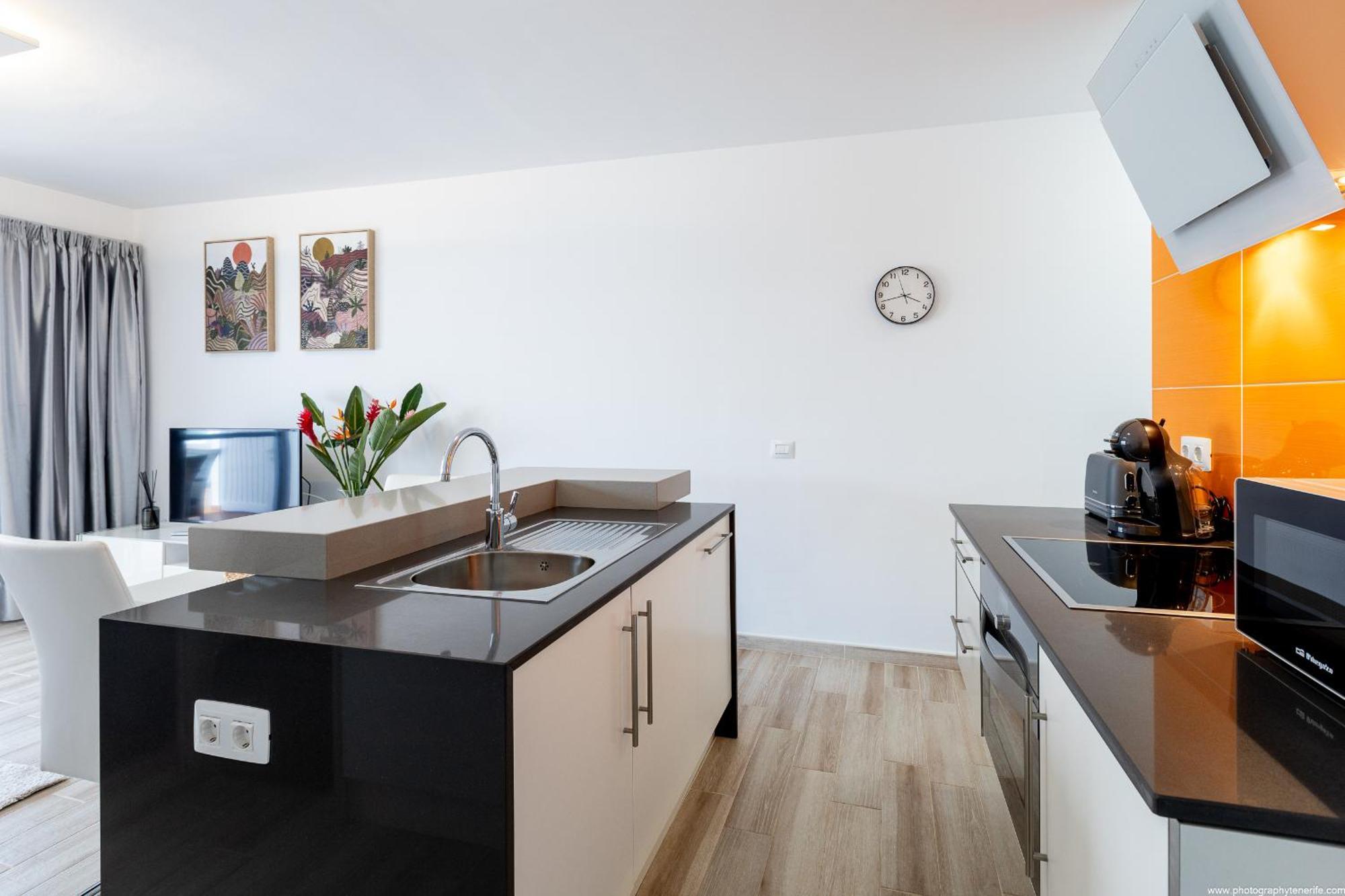 Apartamento Amantes Del Mar, Heated Pool